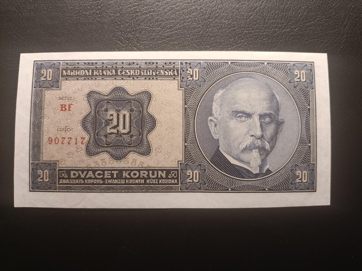 2025十二月第二期，总207期 捷克斯洛伐克1926版20克朗UNC打孔票样，首任财政部长拉辛和斯特凡尼克将军，少见早期品种