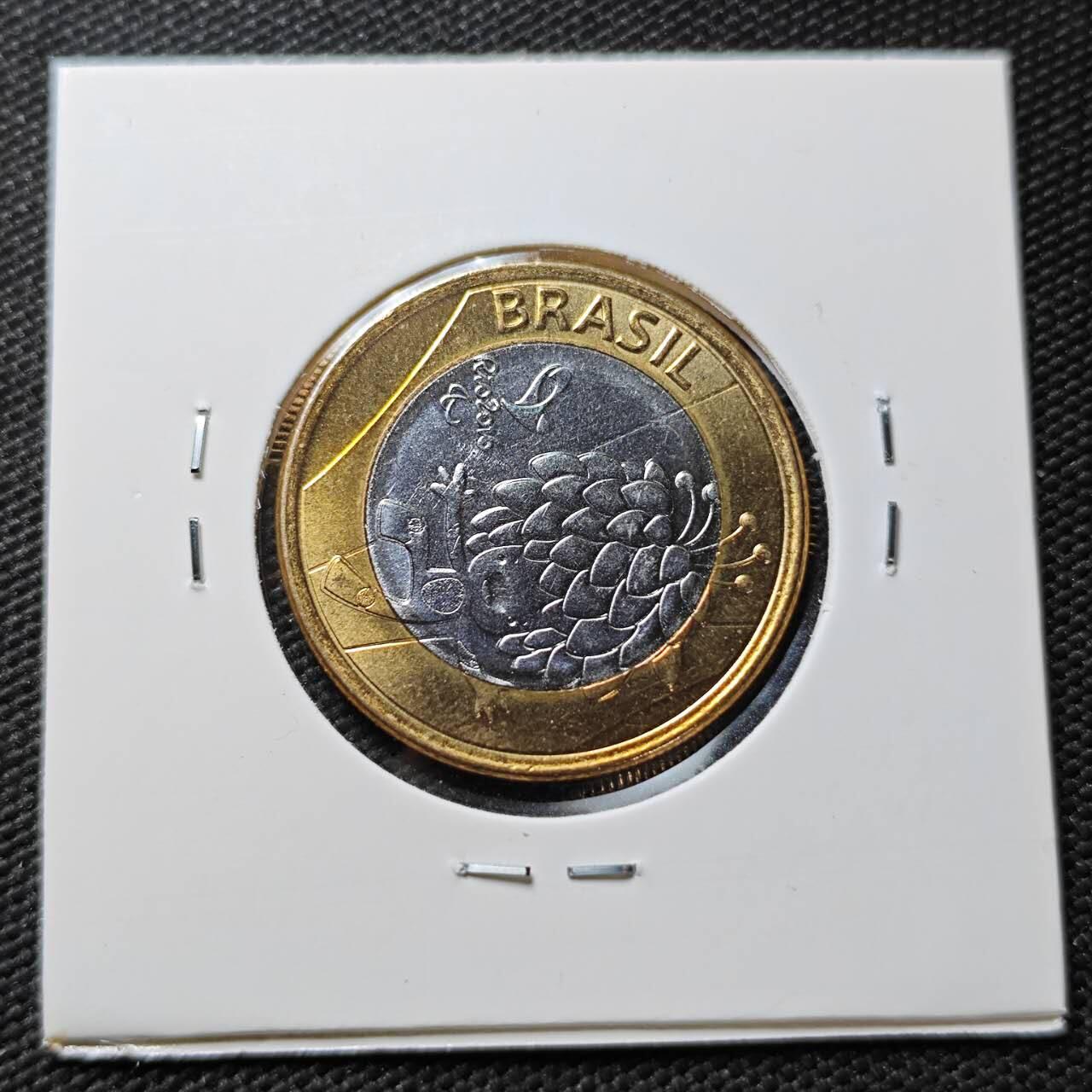 KK钱币收藏小铺 第376期  2月预留时间 周末发货  巴西1瑞尔双色币纪念币