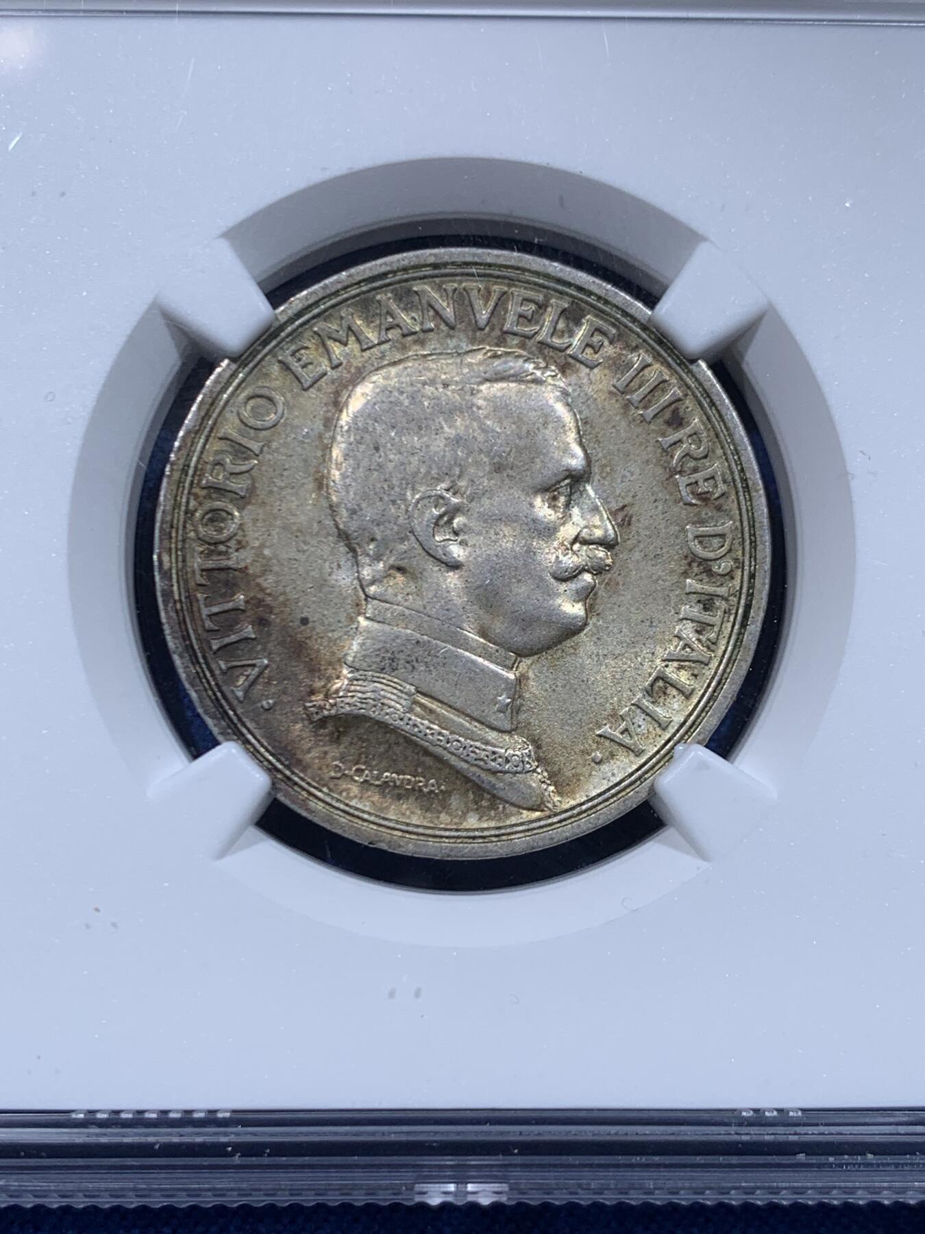 《竞宝斋》第446场 周日，周一，2场连拍 （全场包邮） NGC MS64 意大利 1914年 2里拉 马车银币 马车面带彩浆 像是马踏祥云 非常漂亮