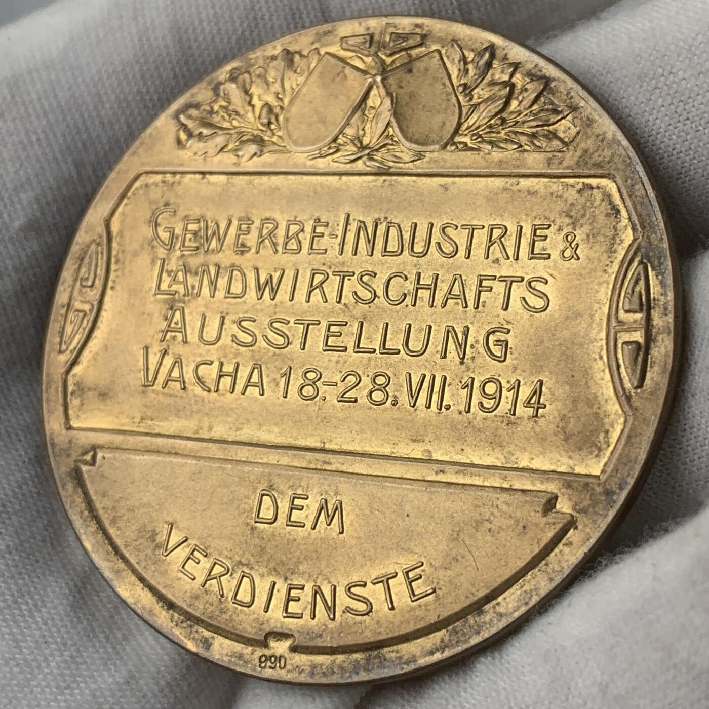 掌中浮雕-藏着的欧洲第045场 1914年德国法哈市工商业与农业展览会镀金银章(990)，51mm，43g，原盒