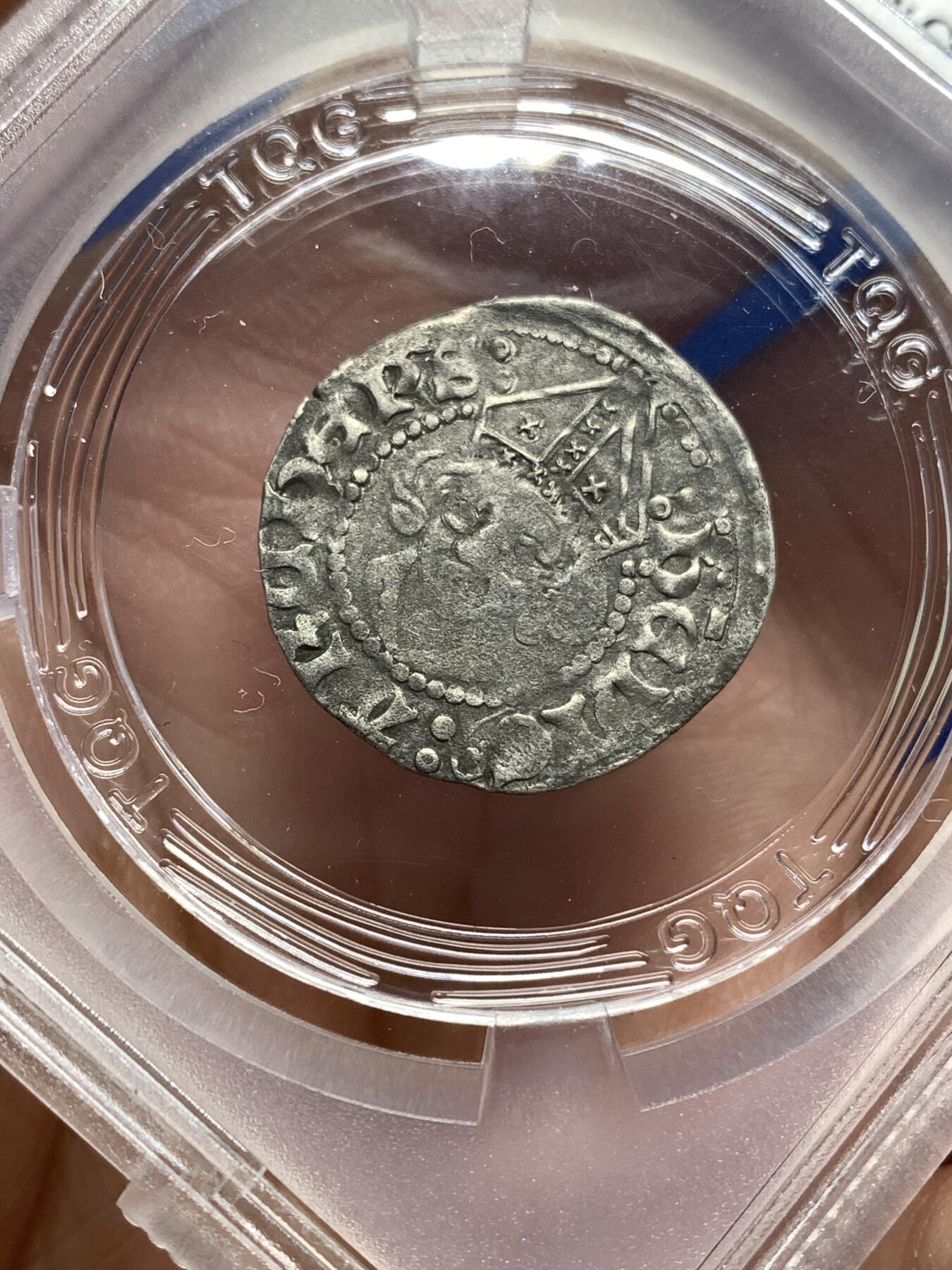 《竞宝斋》第446场 周日，周一，2场连拍 （全场包邮） TQG VF 里加大主教区 1424-1448年 1先令 银币 近600年的钱币 人像面仍清晰可见 细节良好 少见品种