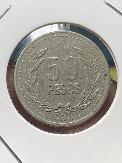 2025年第一百三十四场(总第一百六十场）外国好品纸夹散币场(免佣金) - 哥伦比亚🇨🇴1994年50比索(72边珠版)