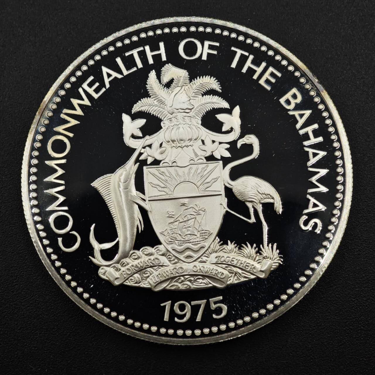 【淘币小摊】实时拍第八百二十二拍   银币套币场   满百包邮可预留二周 每周一统一发货   巴哈马1975年5元国旗精制银币 重42.12克925银纯银价516