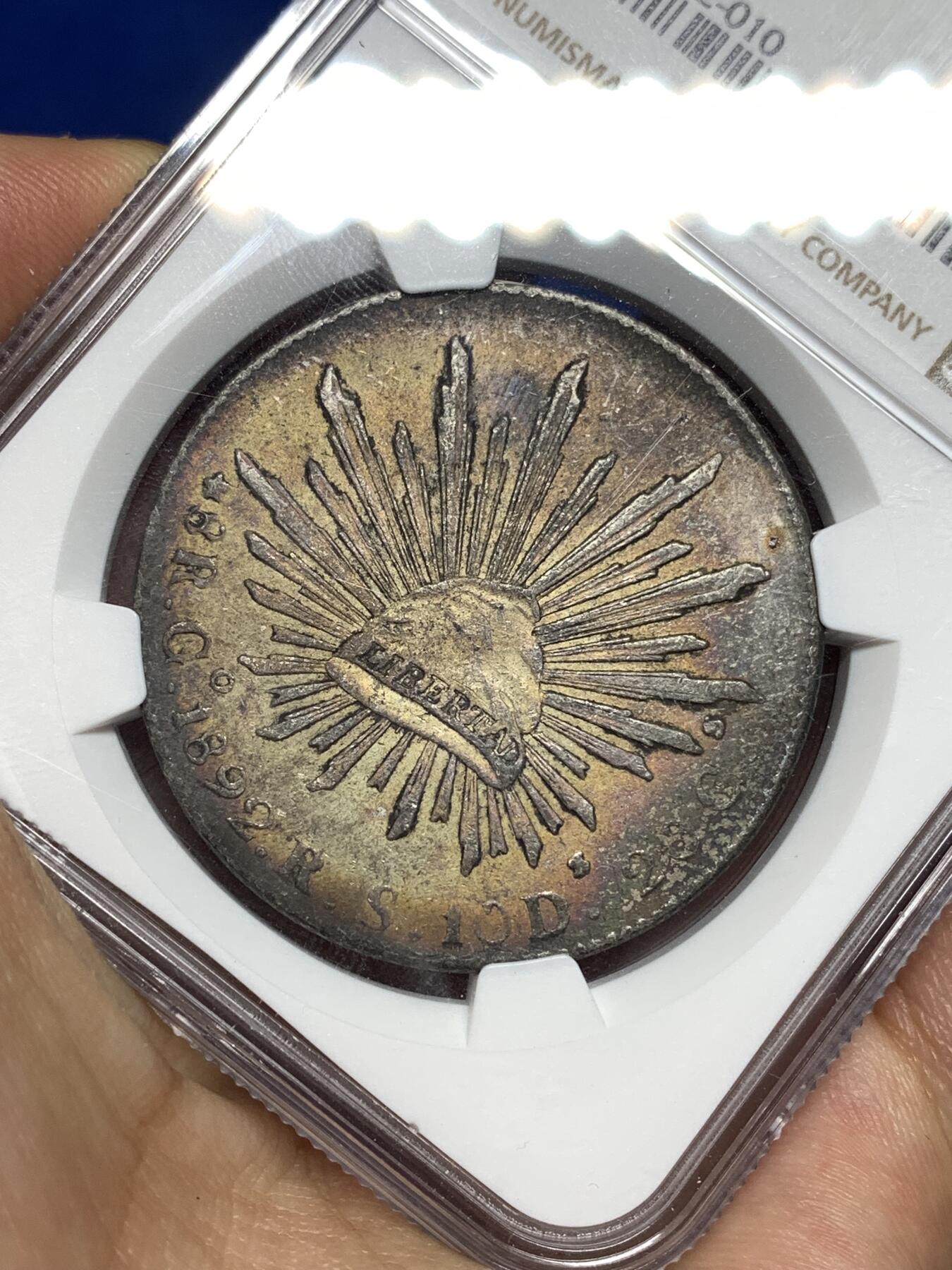 《竞宝斋》第446场 周日，周一，2场连拍 （全场包邮） NGC XF45 墨西哥 1892年 8瑞尔 花边鹰洋银币 老弄堂酱彩包浆 味道很好