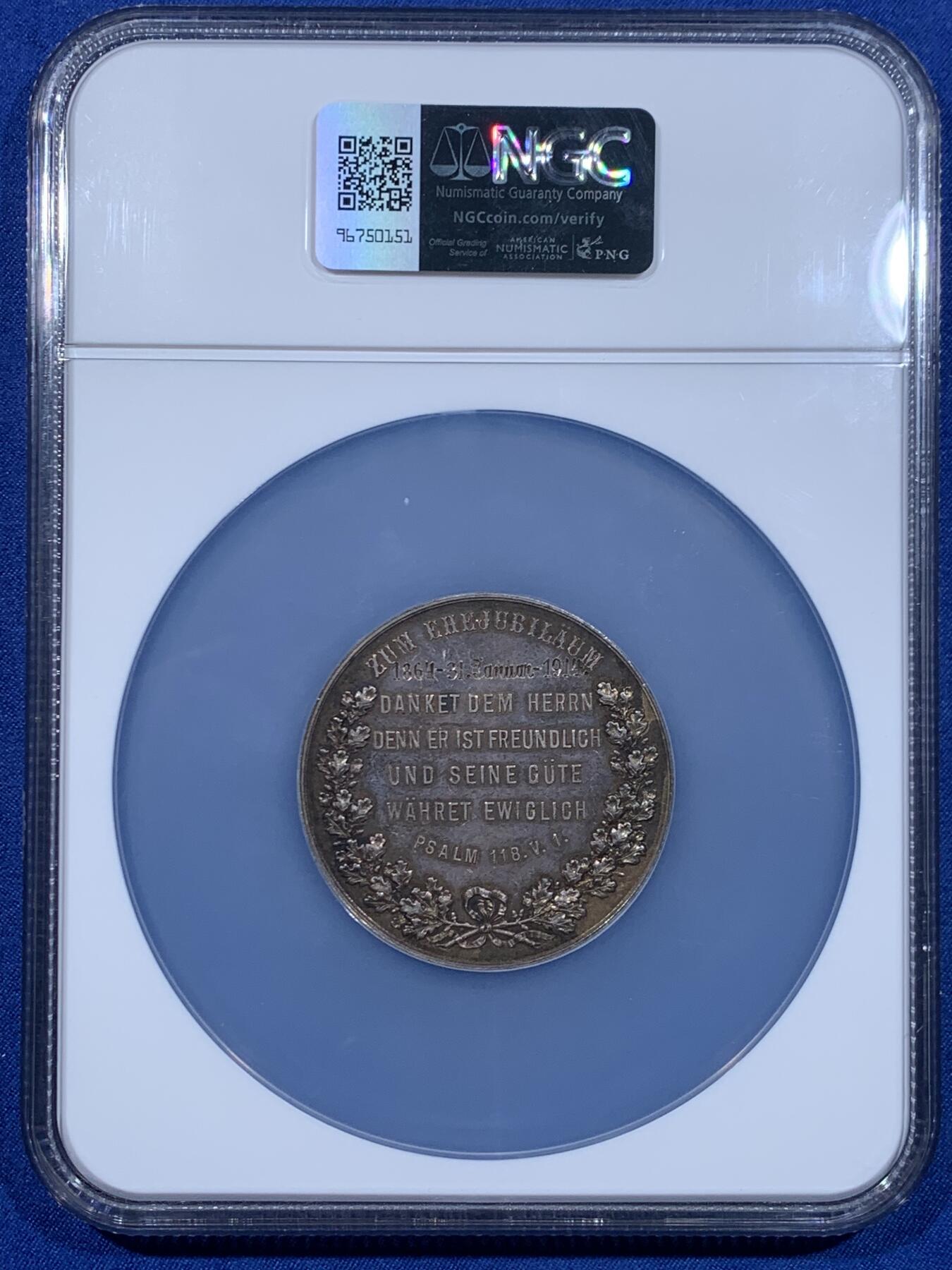 《竞宝斋》第446场 周日，周一，2场连拍 （全场包邮） NGC MS62 德国1914金婚纪念(结婚50周年)银章 正面奥古斯特头像 51mm 加大盒