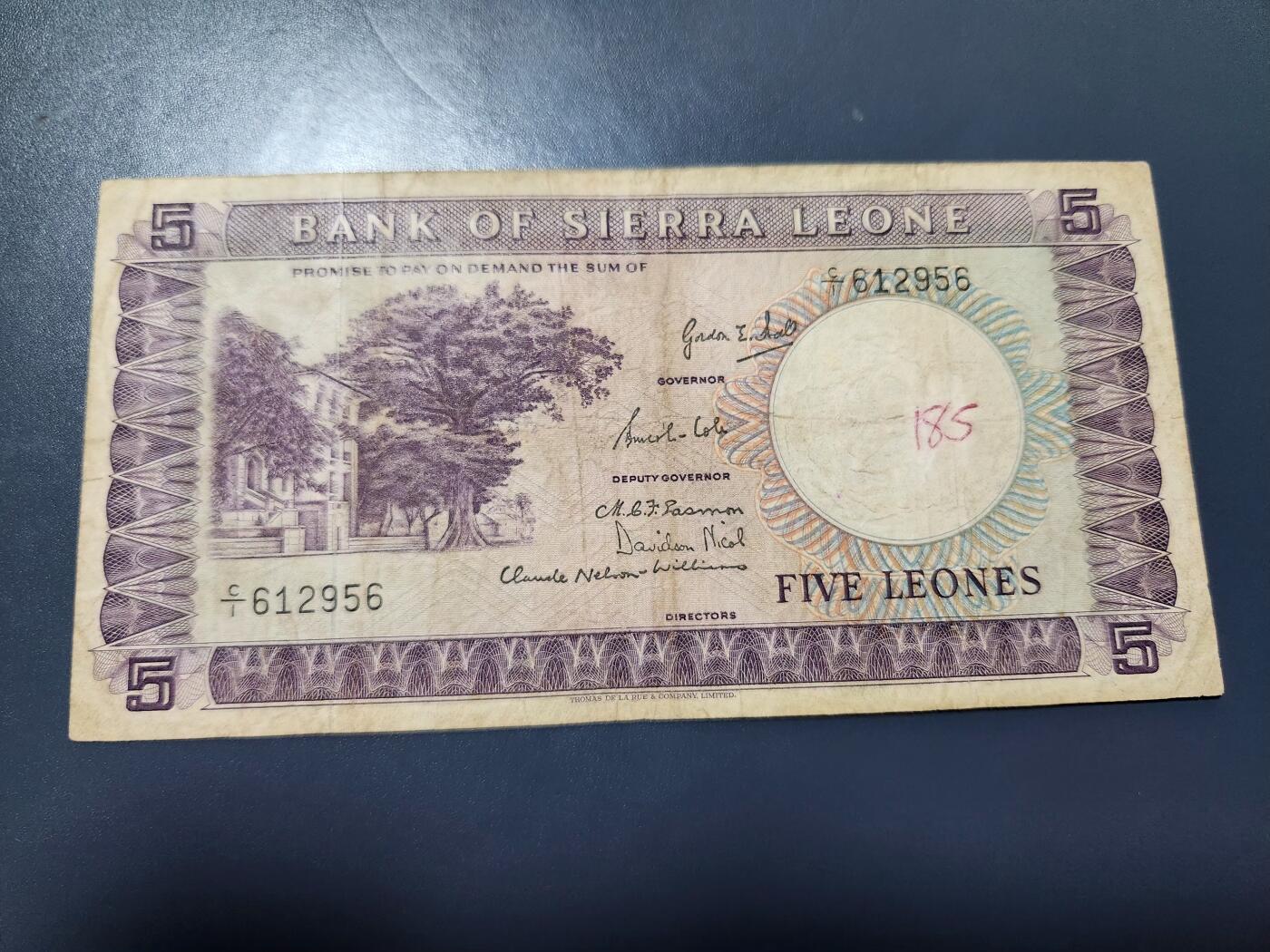 12月10号晚上8点 外国纸币自动截拍第71场