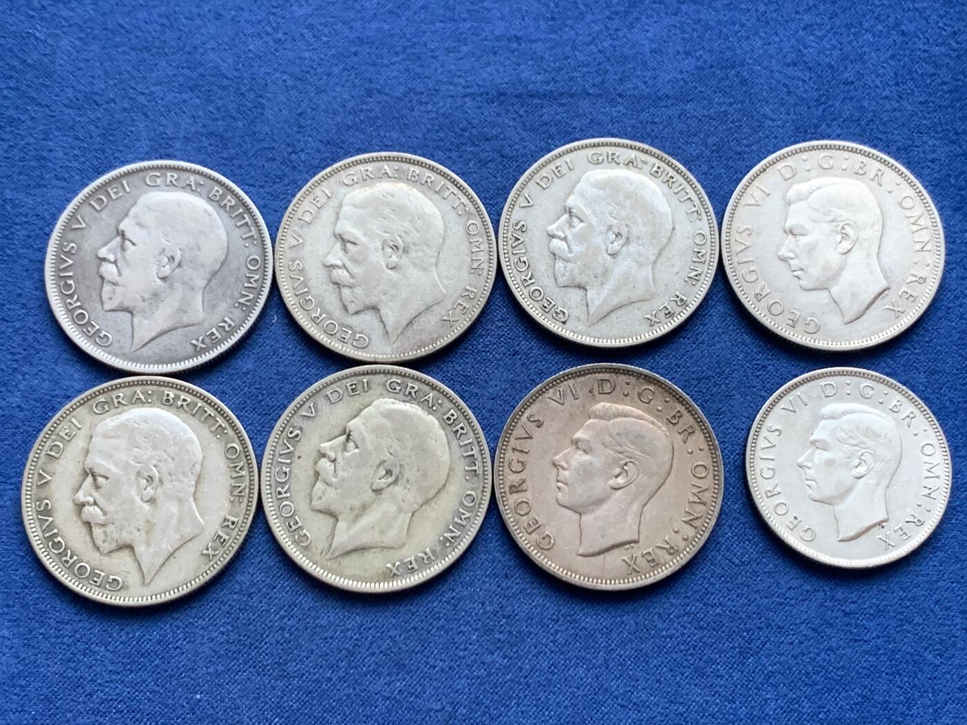 《竞宝斋》第446场 周日，周一，2场连拍 （全场包邮） 八枚一组 英国乔治五世半克朗5枚+乔治六世半克朗2枚+乔六2先令1枚 银币总重约109.2克