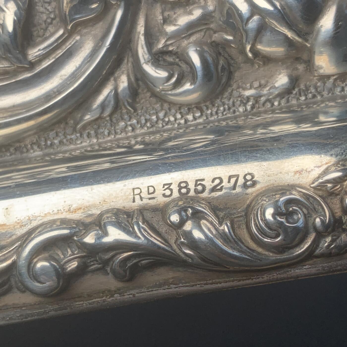 掌中浮雕-藏着的欧洲第045场 1903年英国伯明翰银盘 ，29.50 X 20.50厘米，重334克，有银标（末图银标注解）