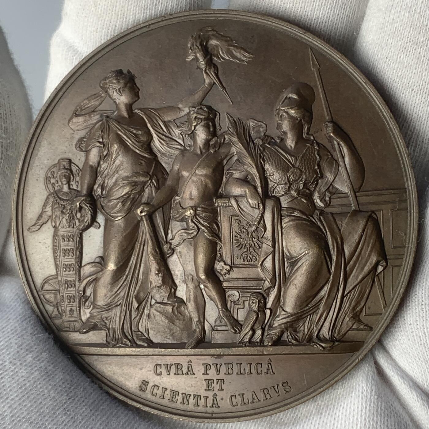 掌中浮雕-藏着的欧洲第045场 1877年奥地利 卡杰坦·冯·费尔德（Caietanus Felder）男爵再次当选维也纳市长纪念章，奥地利章牌艺术大师安东·沙夫（A.Scharff）设计作品，64mm，送合适的亚克力盒子