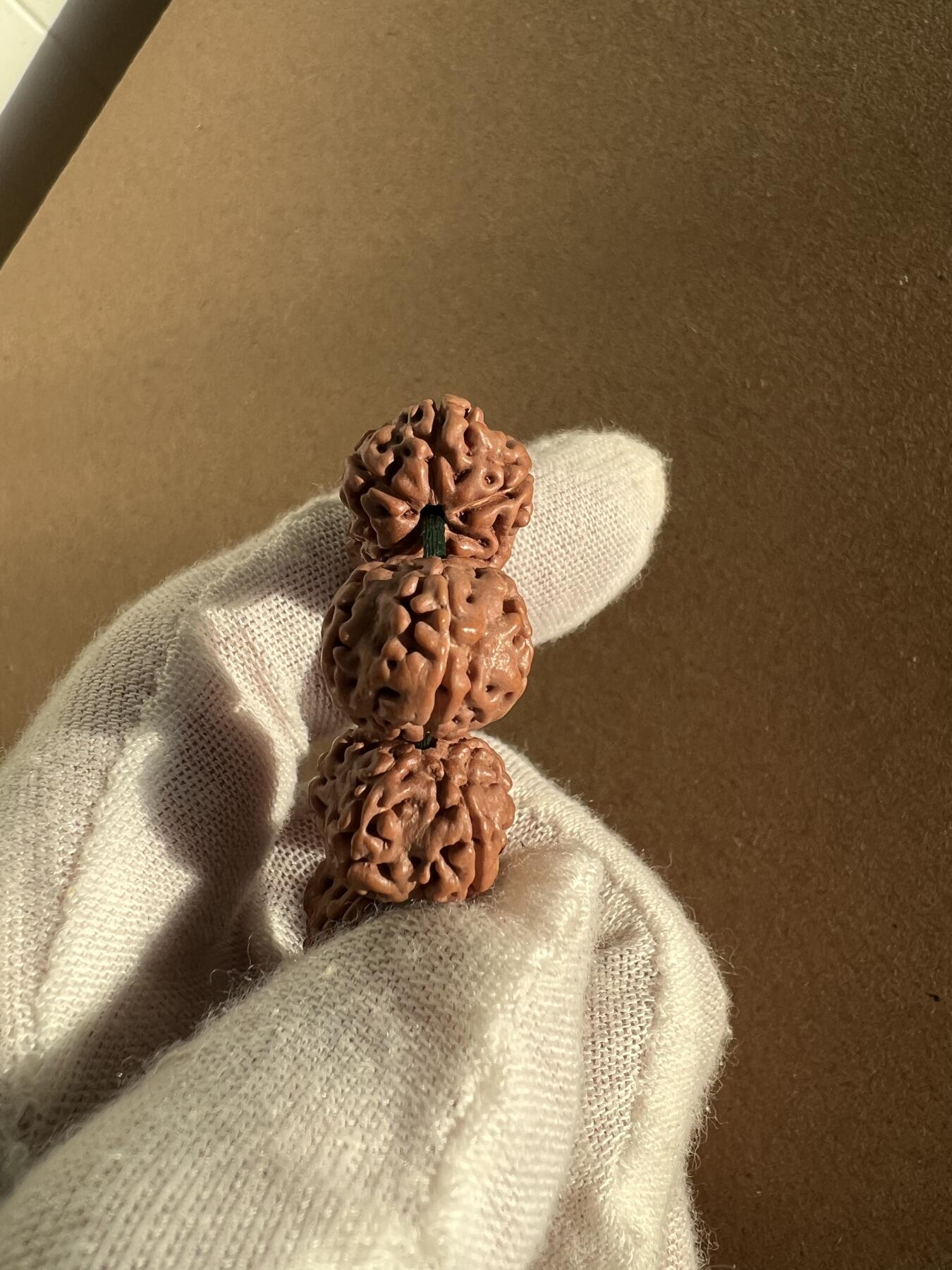 零元拍：凤羽梅花金刚长串斜挎念珠，约13/11MM