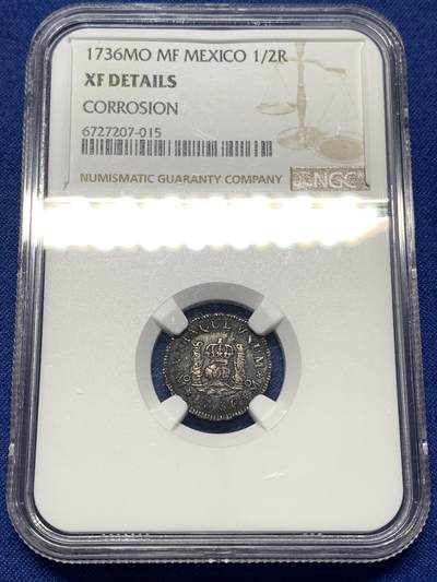 《竞宝斋》第446场 周日，周一，2场连拍 （全场包邮） - NGC XFD 西属墨西哥 1736年 1/2里亚尔 银币 地球双柱币的最小面值 凑品必备 传世黑包浆 细节良好 大热品种