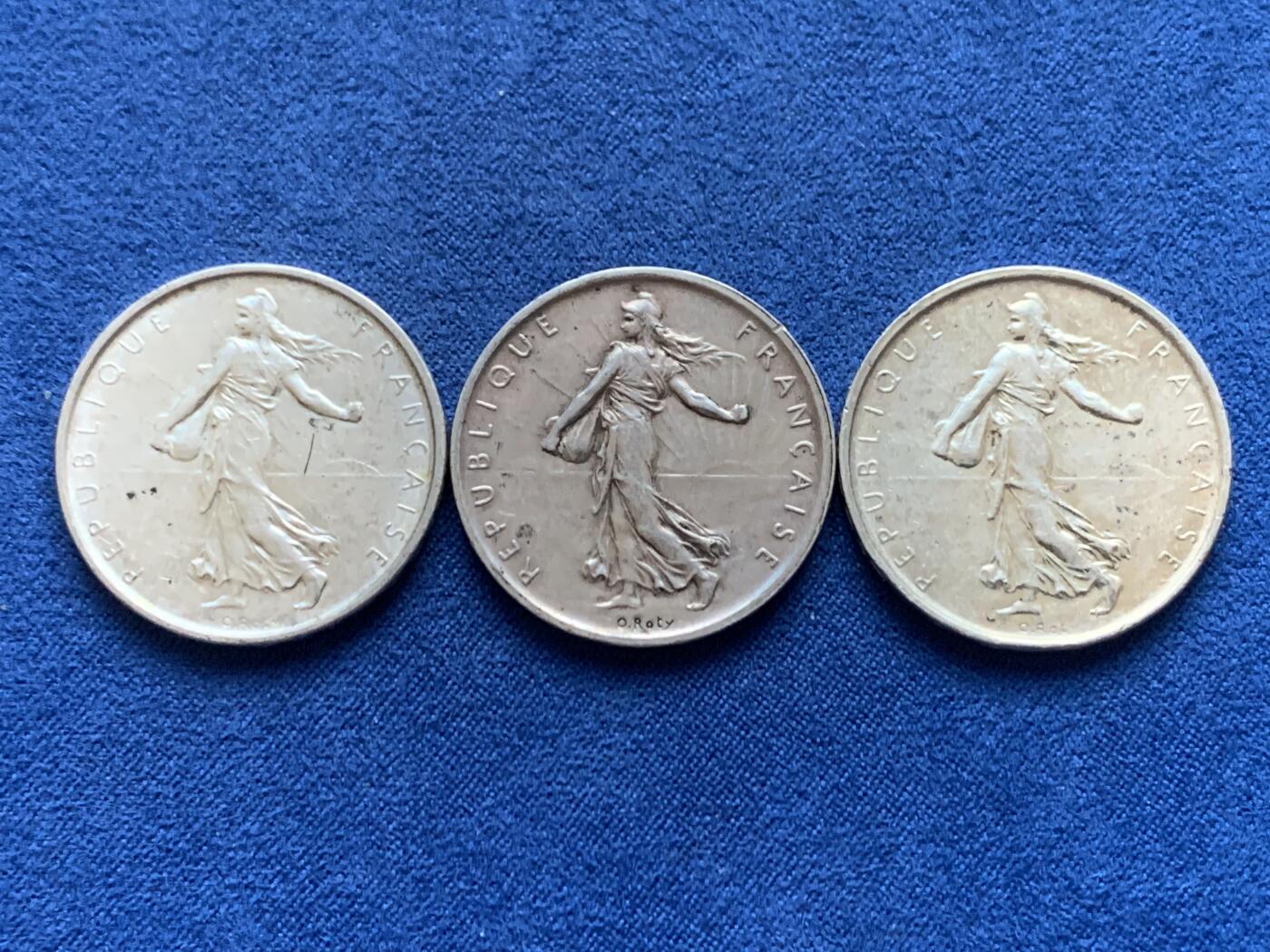 《竞宝斋》第446场 周日，周一，2场连拍 （全场包邮） 三枚一组 法国1960/1962/1963年播种女神5法郎银币 总重约36克