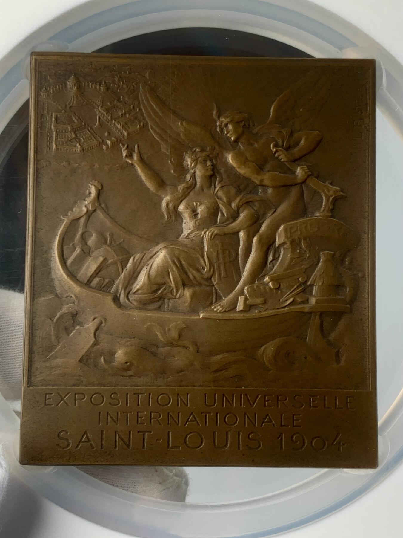 掌中浮雕-藏着的欧洲第045场 NGC MS64 : 1904年法国纪念美国圣路易斯世博会铜章 ，74 X 63mm
