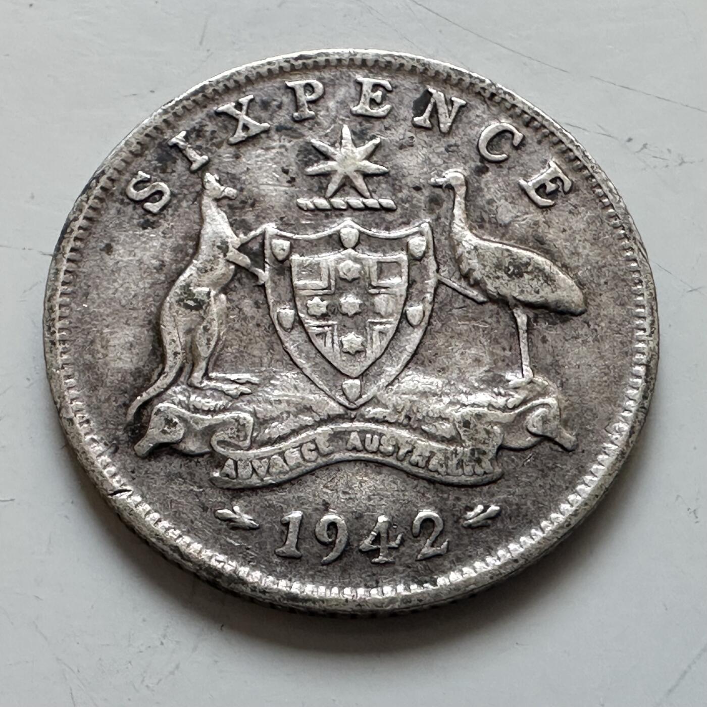 🌹外币初藏🌹🐯2025年第139场  每周二四六晚8️⃣点 接代拍 澳大利亚1942年六便士银币