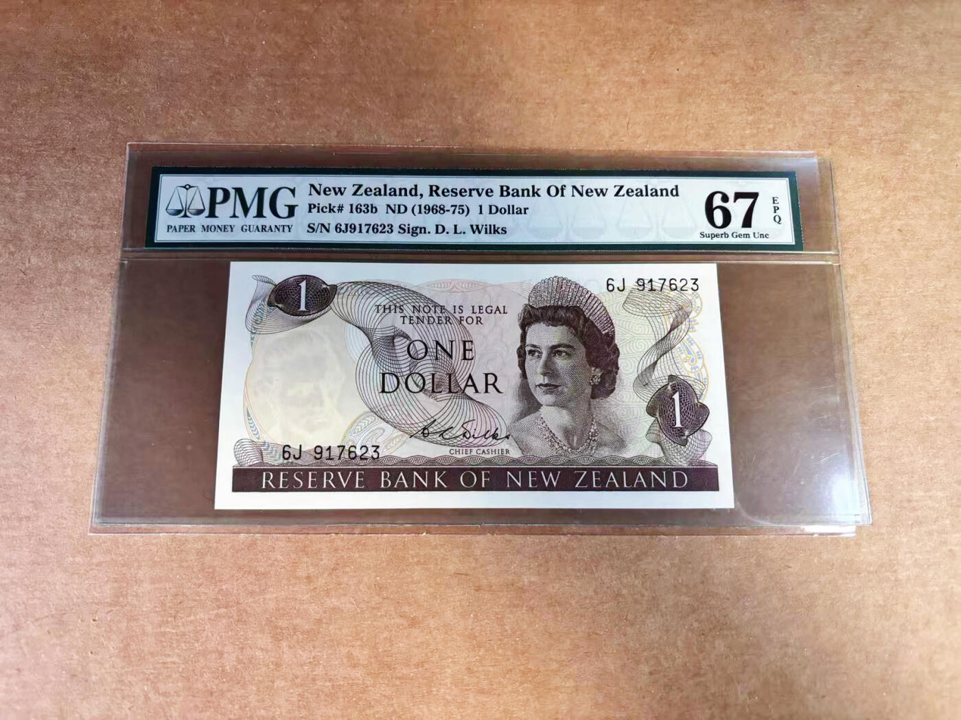 【Blue Auction】世界纸币精拍第760期——18级TOP拍卖/信誉/品质/专业/高效💫 新西兰 1968-75年1元 高冠女王 PMG67EPQ 