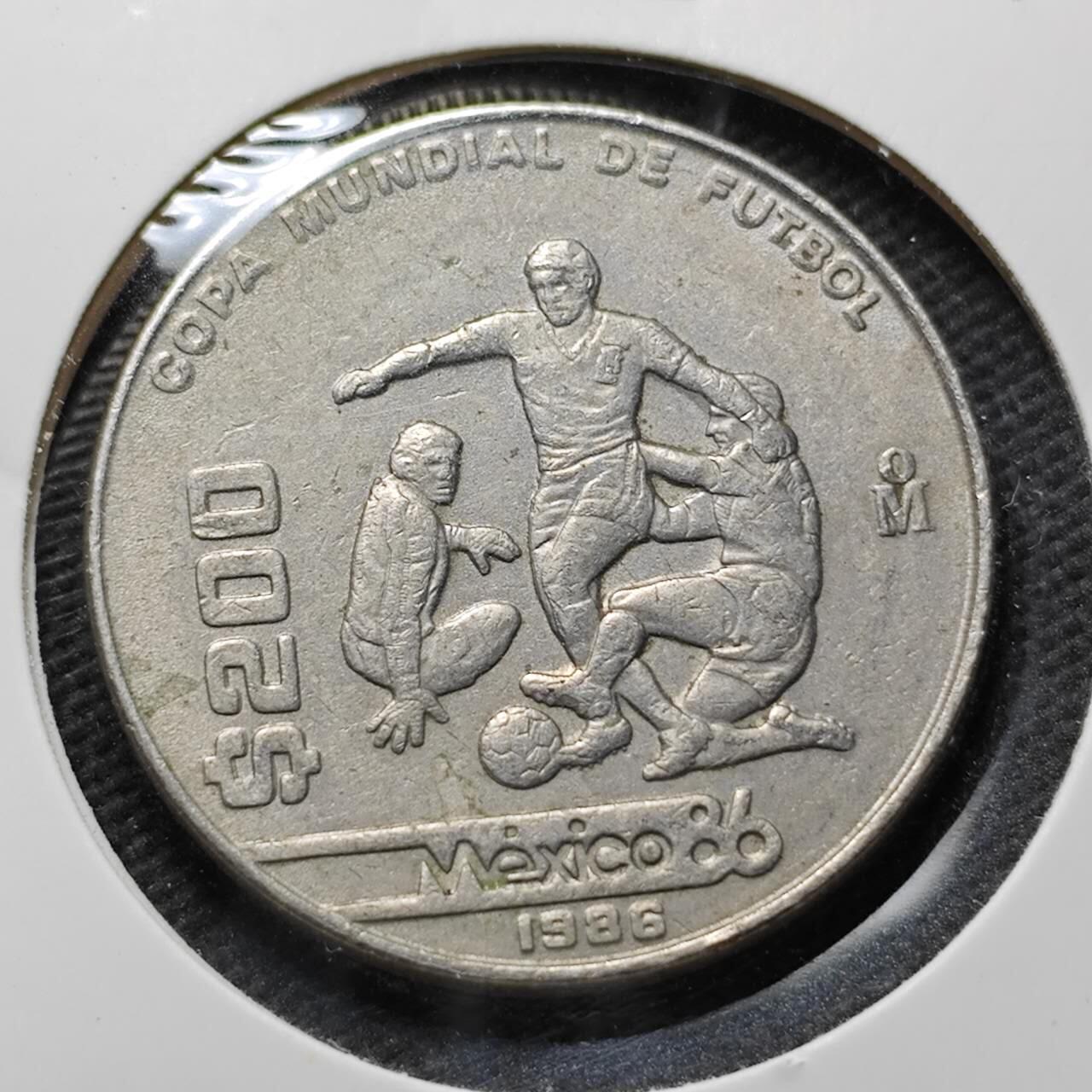 KK钱币收藏小铺 第377期  2月预留时间 周末发货  1986墨西哥200比索纪念币 世界杯纪念币
