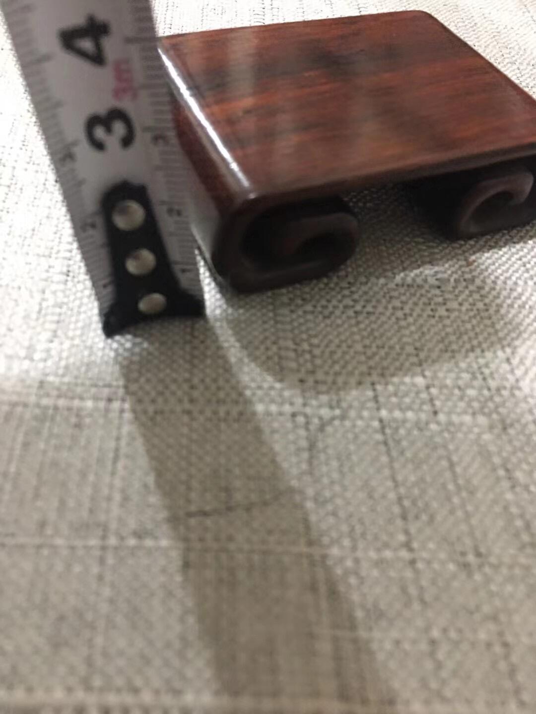 民国下卷红木座，摆设小精品，包浆好，造型漂亮，见图示