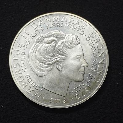 【全场包邮】纯粹捡漏拍485场（免费代拍第22场） - 丹麦1972年10克朗玛格丽特女王继位（36毫米20.4克）纪念银币