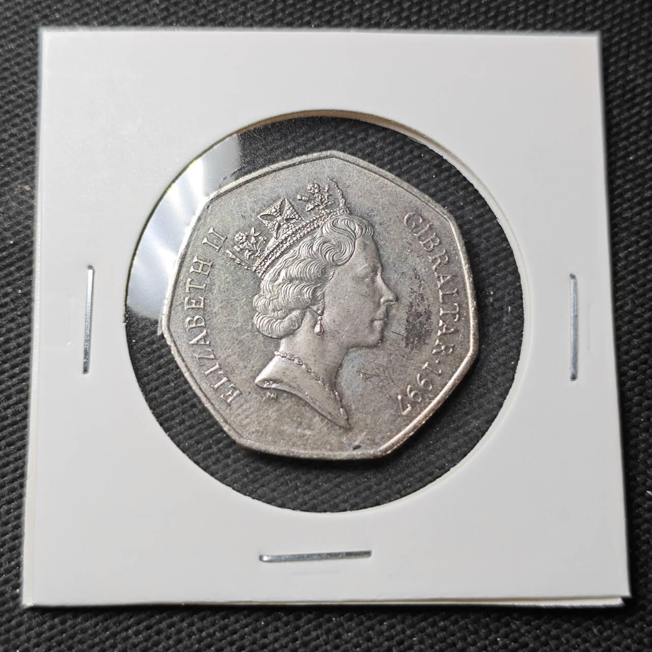 KK钱币收藏小铺 第377期  2月预留时间 周末发货  英国50便士纪念币