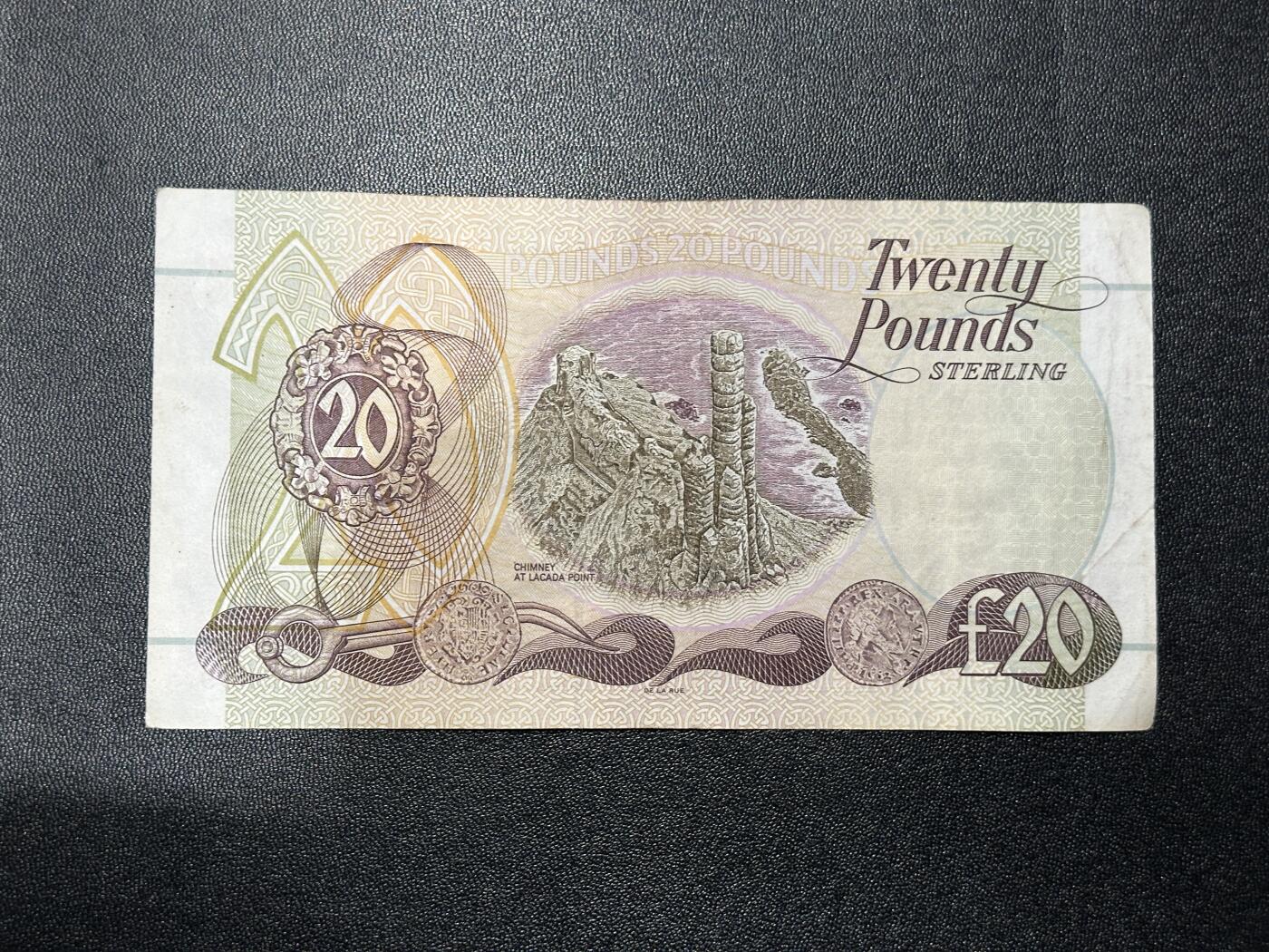 《外钞收藏家》第五百九十二期（精选场）（本平台长期征集拍品、欢迎藏友们联系合作） 2007年北爱尔兰第一信托银行20镑 非全新 品相如图