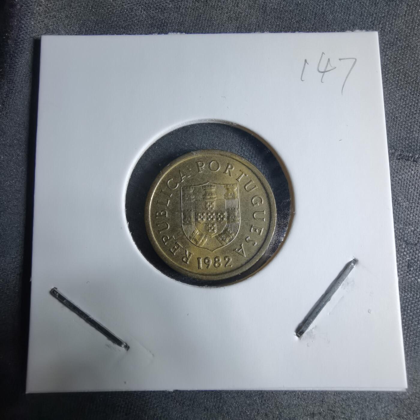 沼泽如烟--第926场 葡萄牙1982年1埃斯库多