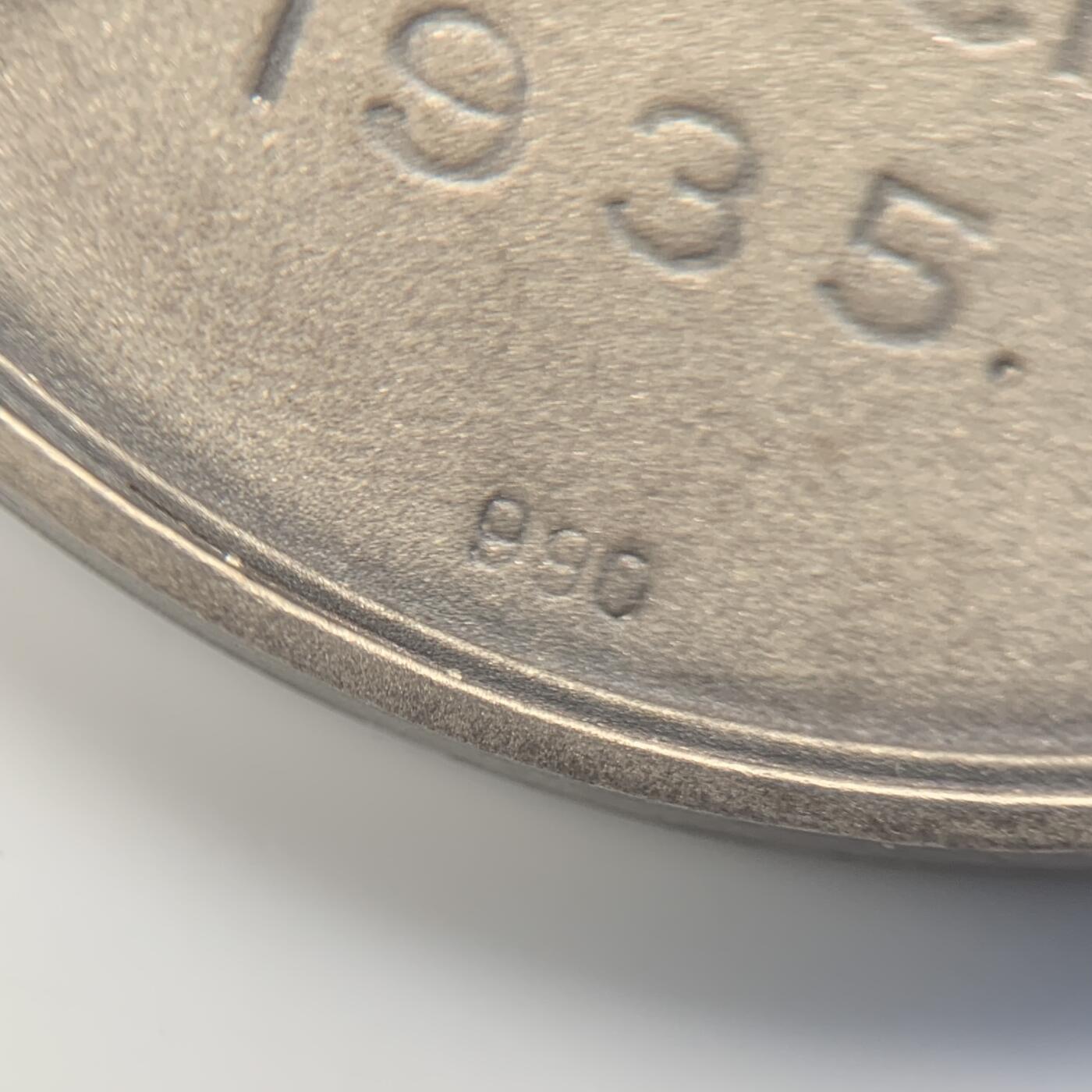 掌中浮雕-藏着的欧洲第045场 1935年德国银奖章，40mm，23g，背面标有990