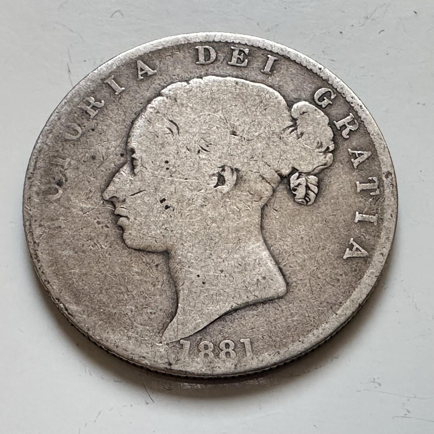 🌹外币初藏🌹🐯2025年第139场  每周二四六晚8️⃣点 接代拍 英国1881年半克朗银币