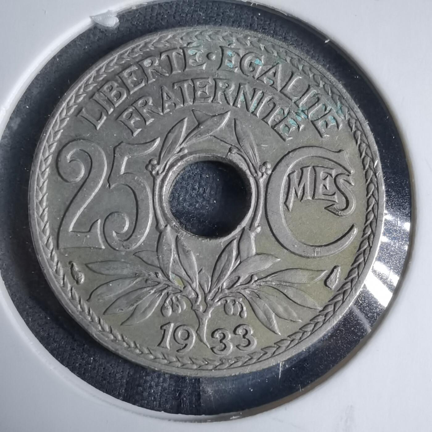 沼泽如烟--第927场 法国1933年25分