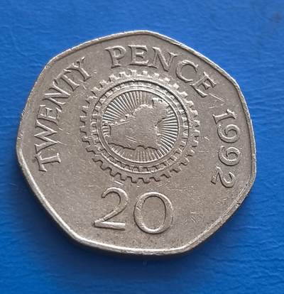 外国优质老铜币银币持续添加中，周六九点倒数截拍，满百包邮，可寄存半年，喜欢朋友微信扫描二维码可直接参拍 - 根西地图20便士