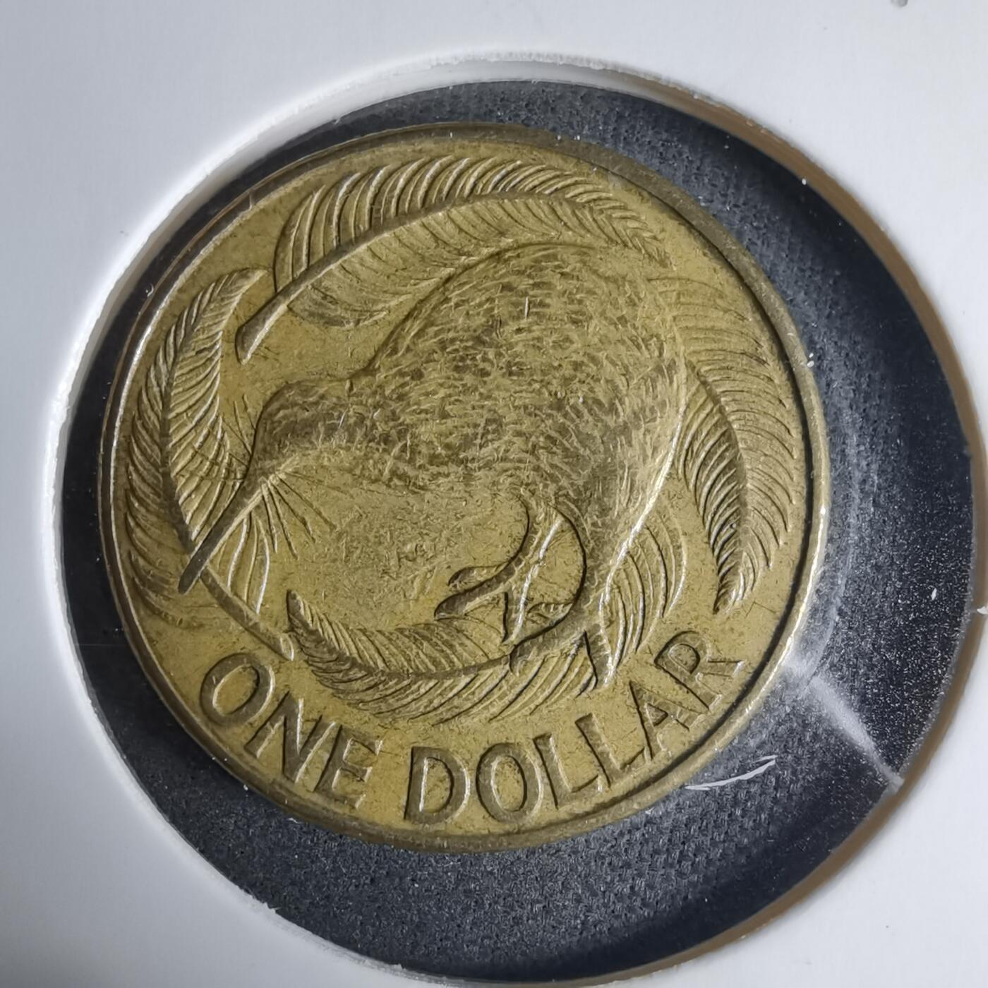 沼泽如烟--第927场 新西兰1990年一元