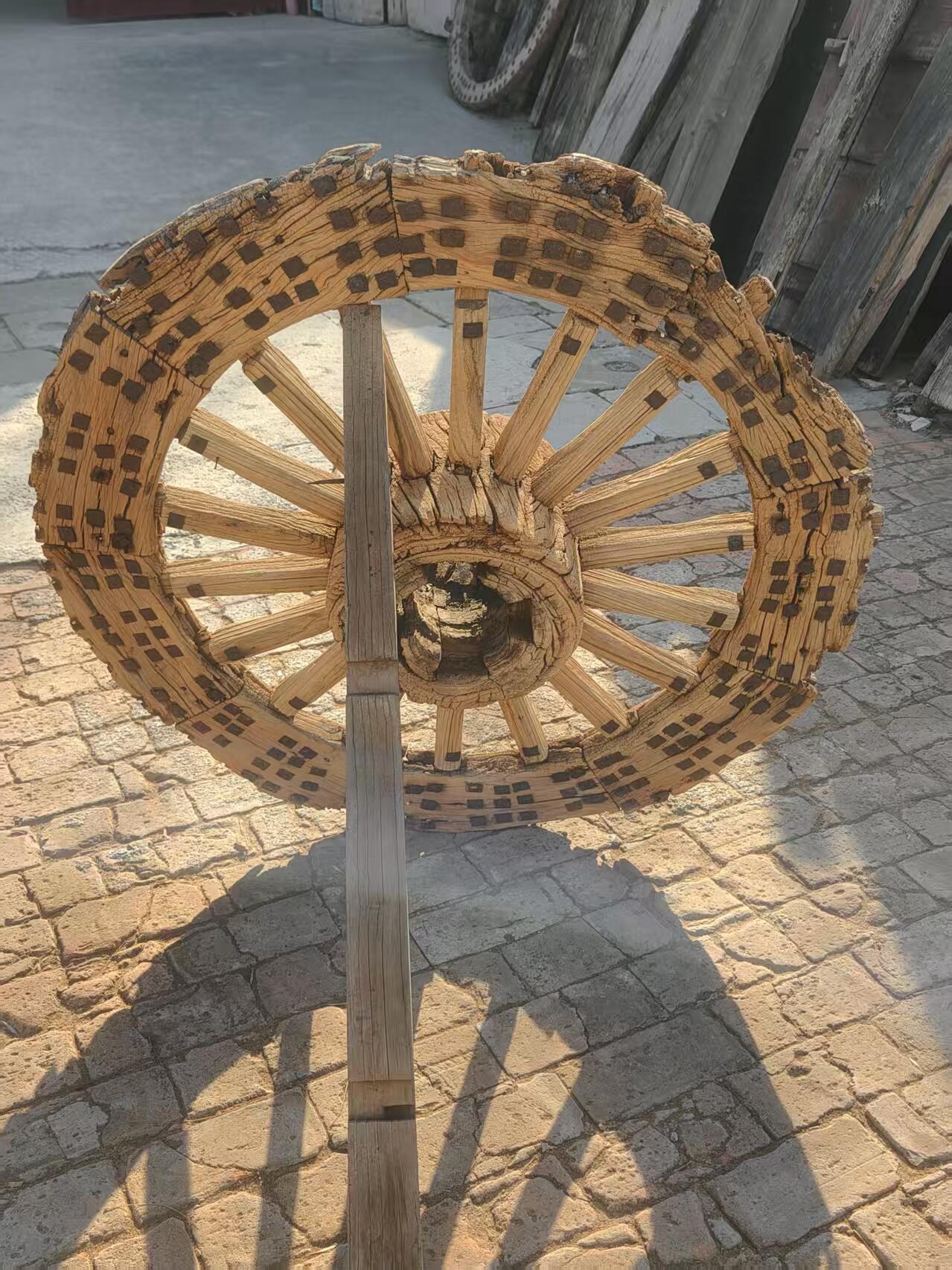 精品枣木老车轮，风化漂亮，沧桑感十足，寓意财源滚滚来，民宿，茶空间侘寂风装修摆放佳品