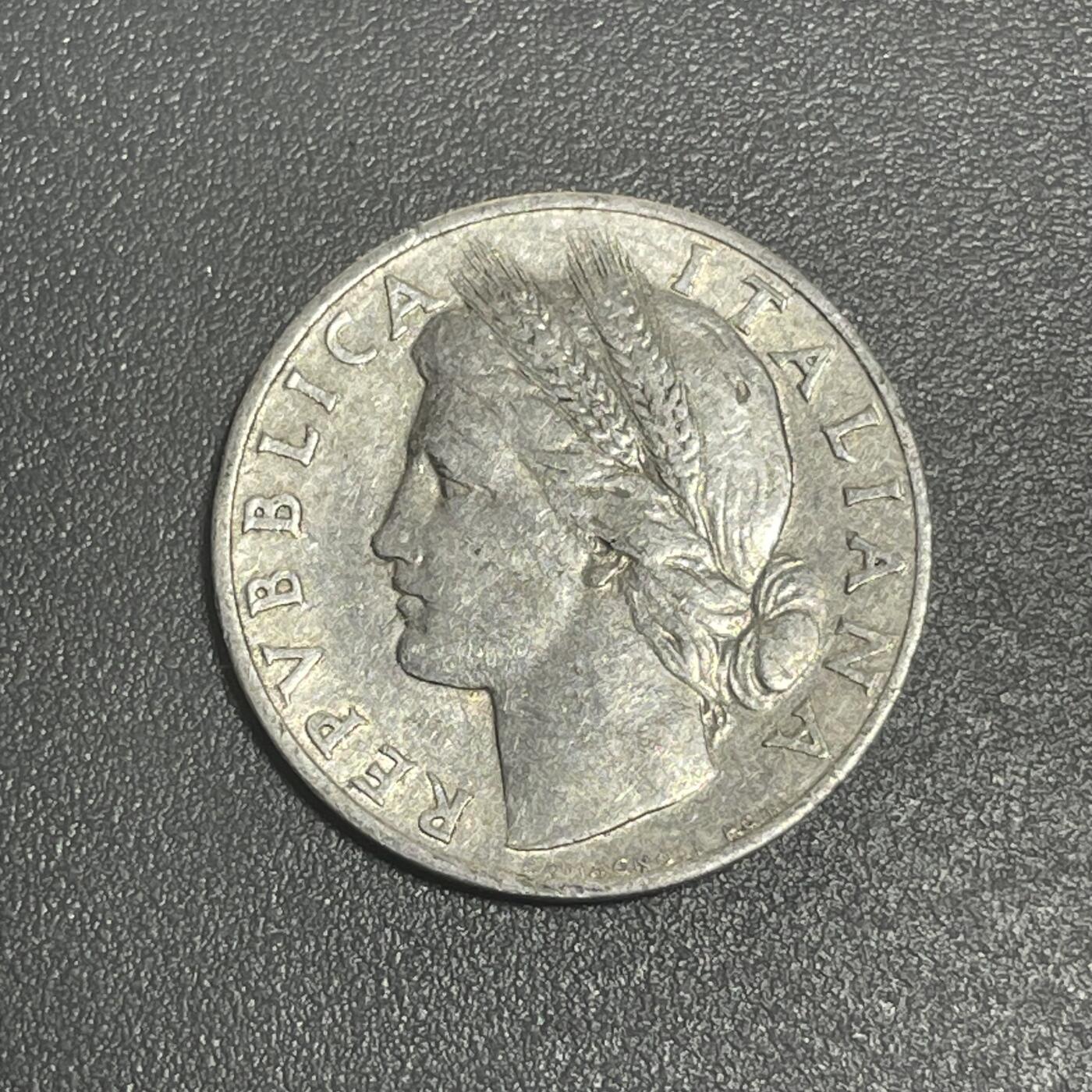 回流1215 意大利1949年1里拉 戴塔楼冠的意大利拟人形象