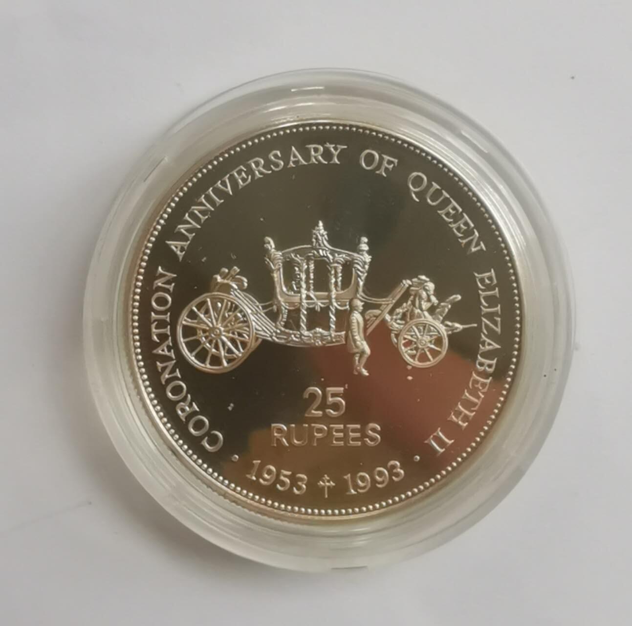 巨藏钱币第七期硬币场12月12号20点开拍 塞舌尔1983年25卢比1盎司精制银币