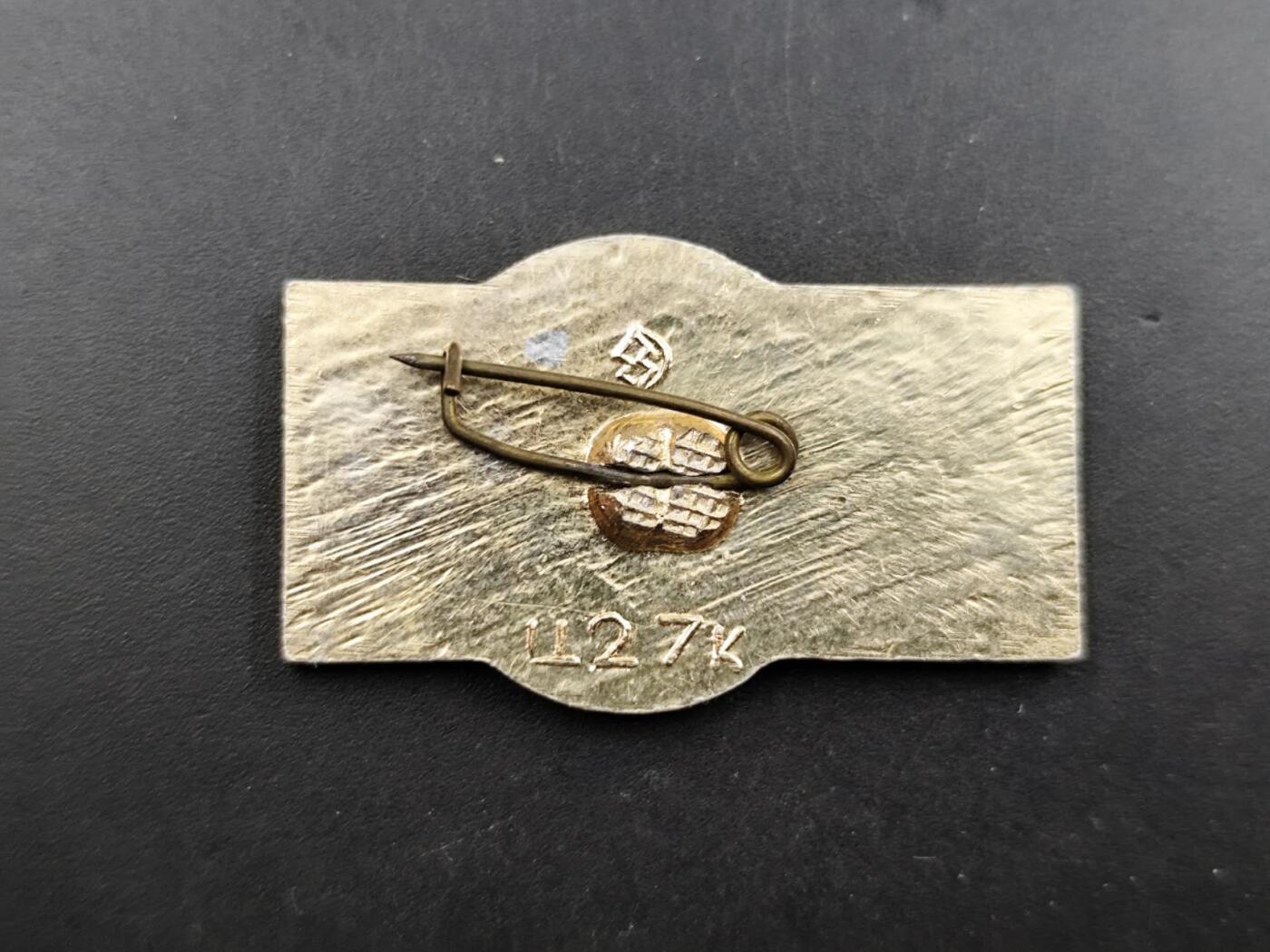 12月8日精品徽章专场