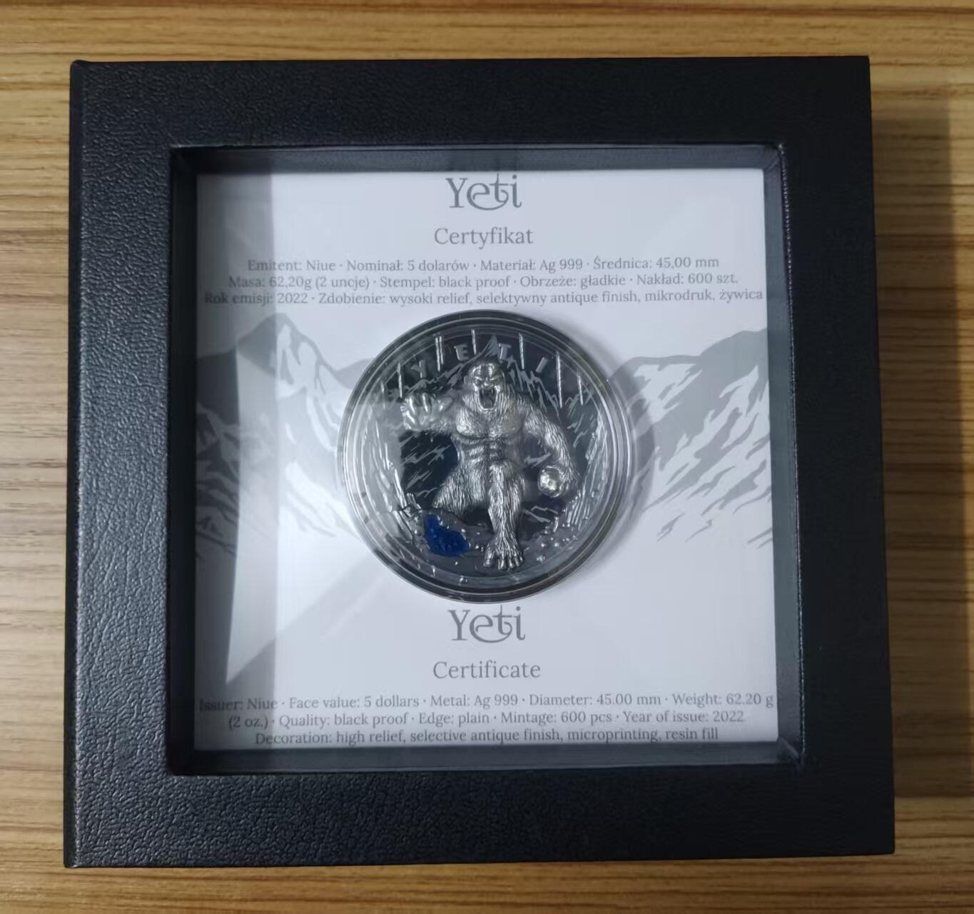 第184期拍卖 纽埃2022年， 喜马拉雅雪人-夜帝，2盎司，集 超高浮雕,局部仿古,黑色精制,钌化抗氧化,镶嵌蓝色树脂,凹面,microprinting尖端技术工艺于一体之大成纪念银币. 盒证全. 充满神秘感超高颜值,实物更漂亮震撼. 大热门. 国外售价315+美元