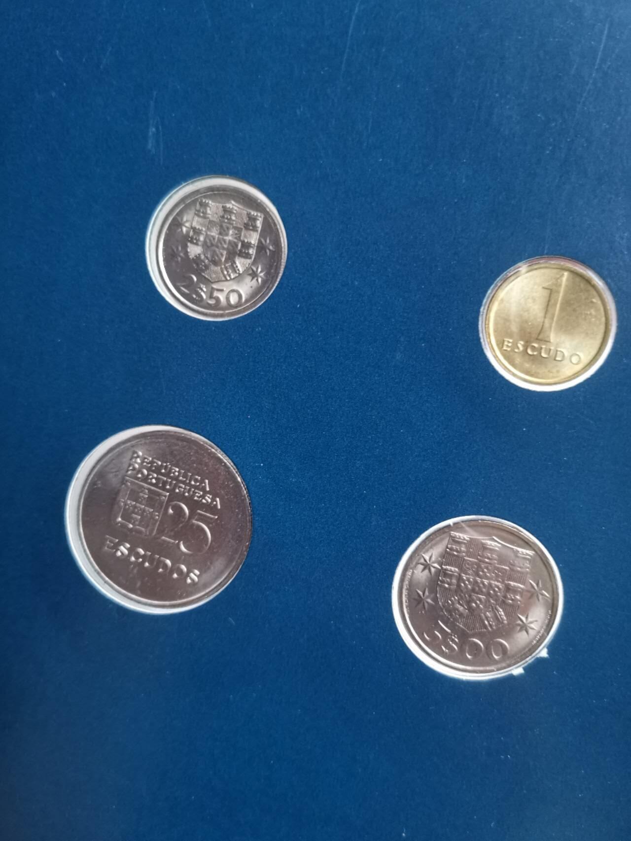 巨藏钱币第七期硬币场12月12号20点开拍 葡萄牙富兰克林邮币卡封装套币