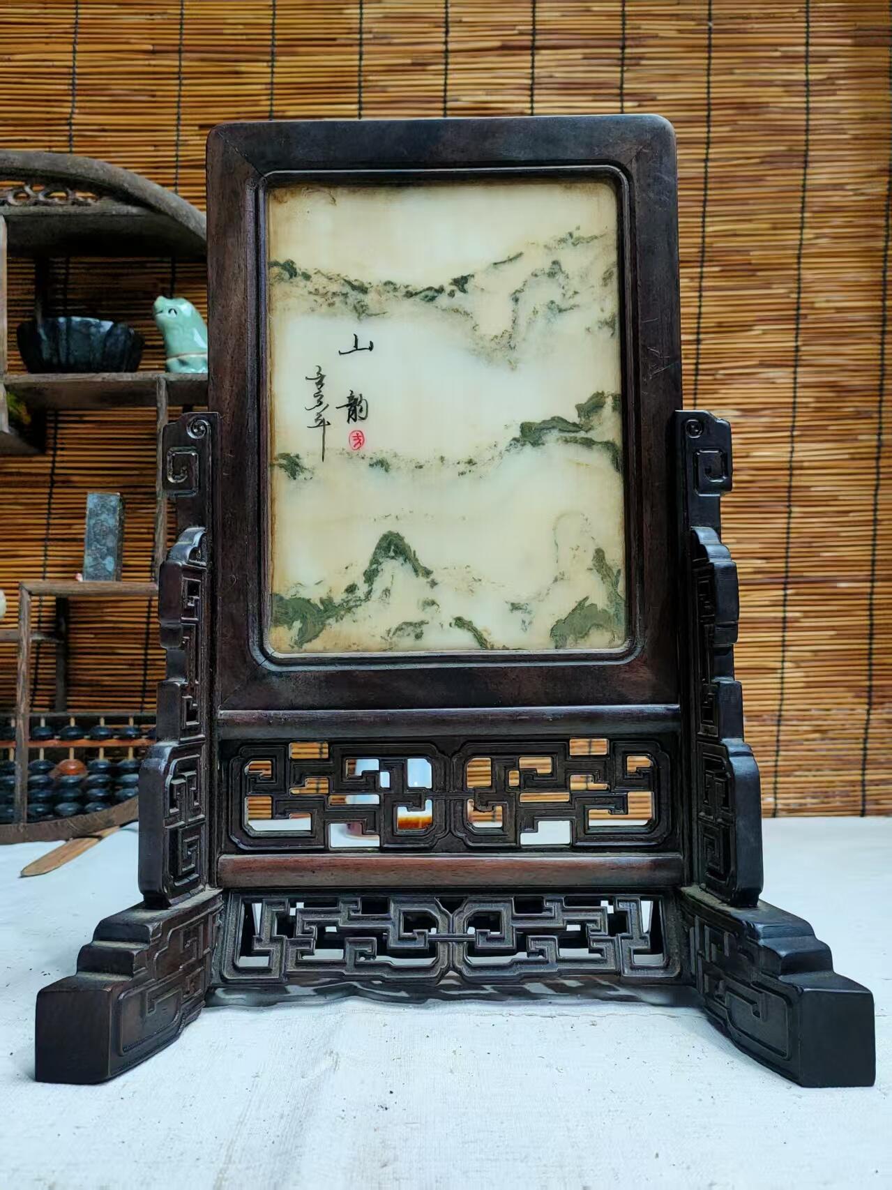 檀木屏风  做工精湛  品相一流