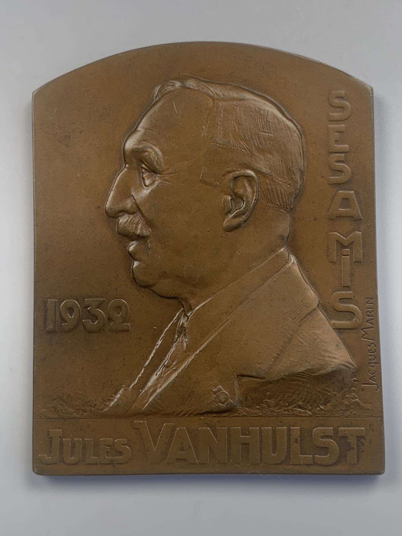 掌中浮雕-藏着的欧洲第045场 1932年比属刚果大铜章，57*72mm，109g