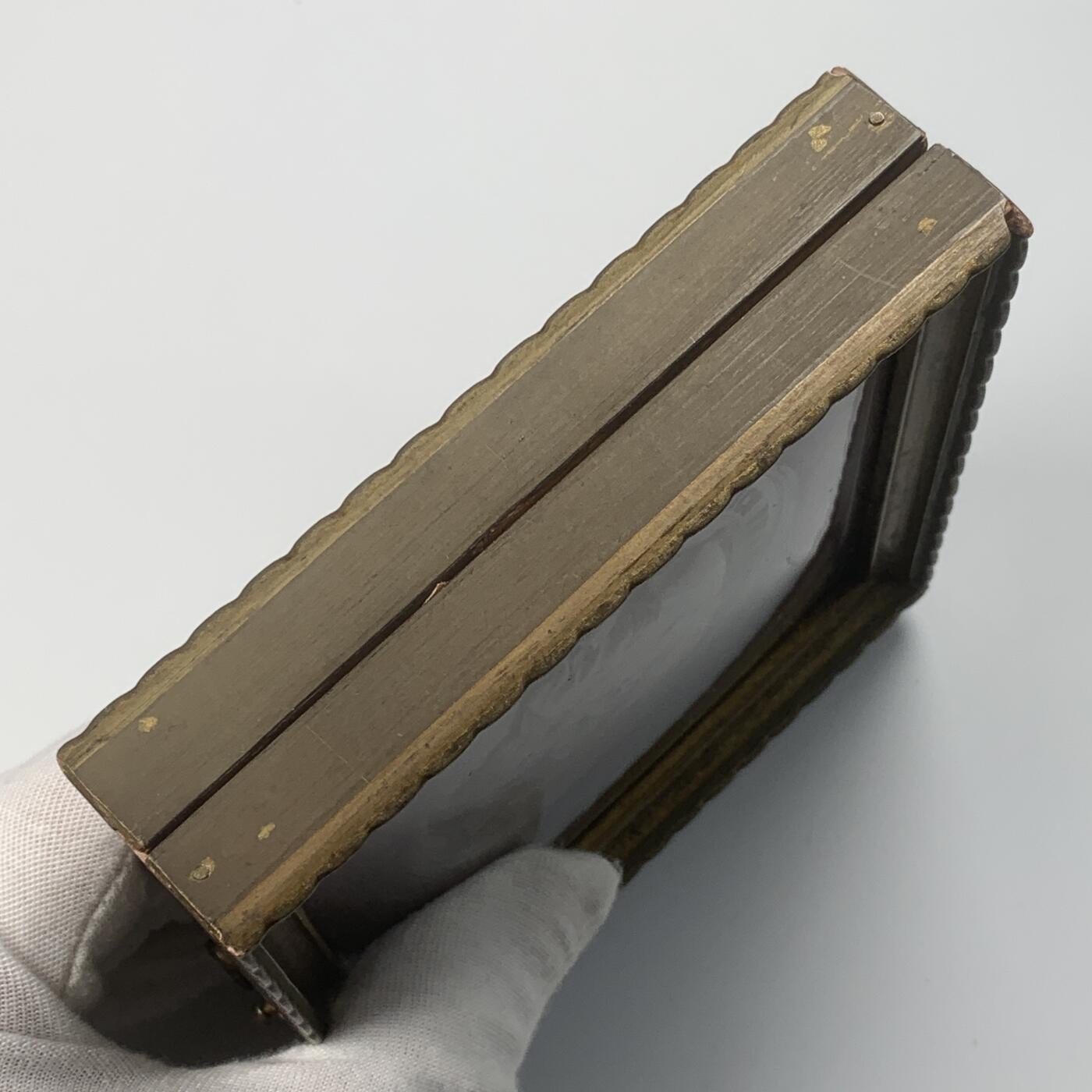 掌中浮雕-藏着的欧洲第045场 1864年植物学家马修斯获得博士学位50周年铜章， 70mm，Radnitzky雕刻 , 木质双面玻璃罩盒子