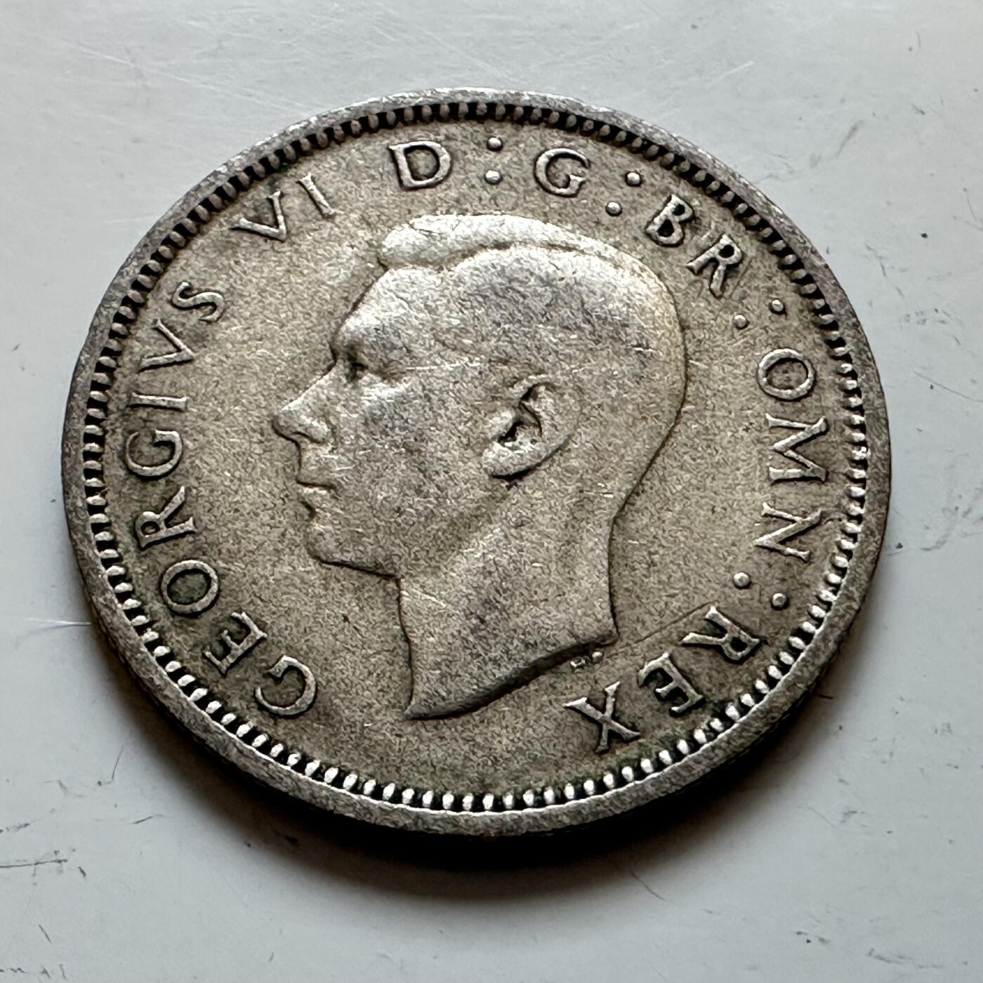 🌹外币初藏🌹🐯2025年第139场  每周二四六晚8️⃣点 接代拍 英国1945年6便士银币