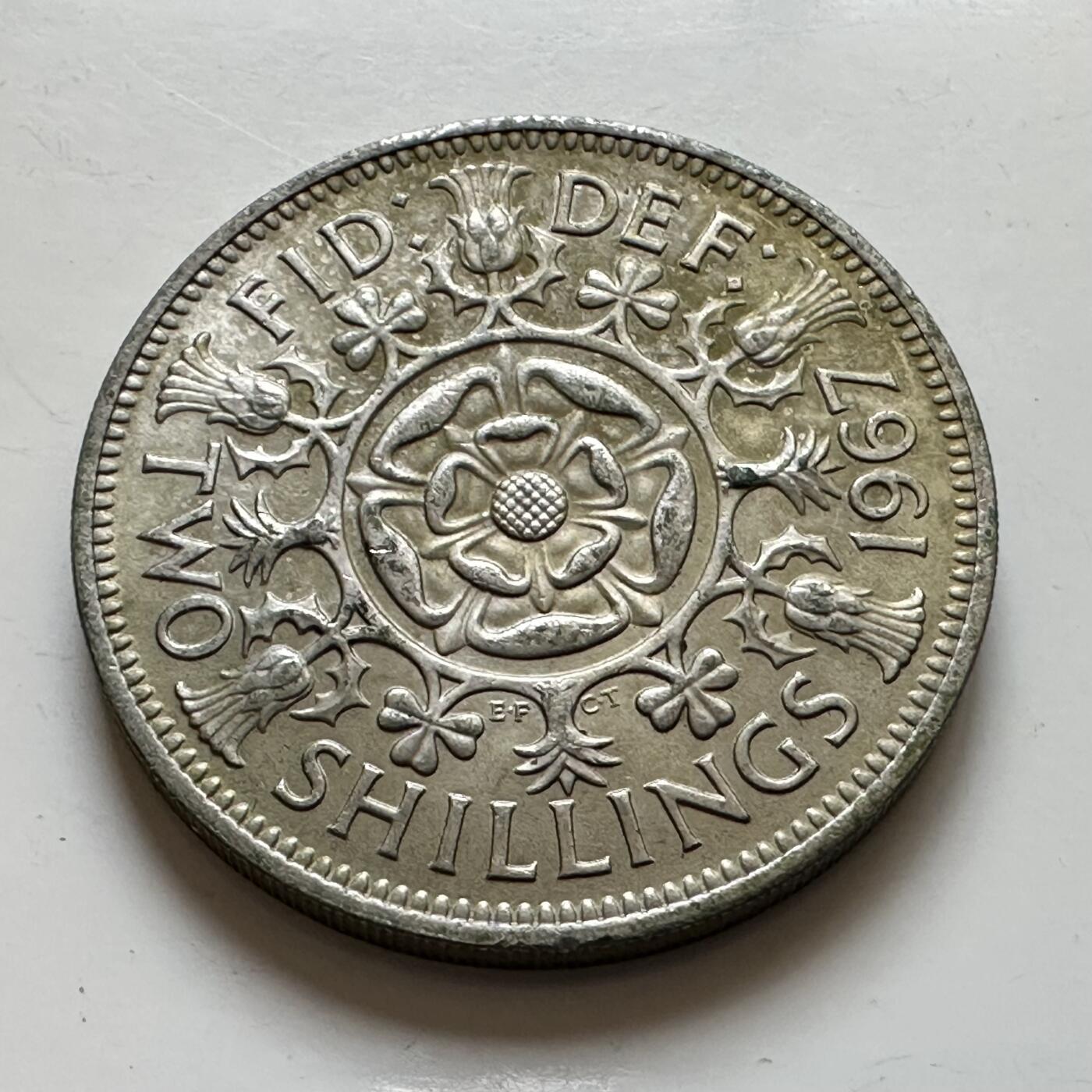 🌹外币初藏🌹🐯2025年第139场  每周二四六晚8️⃣点 接代拍 英国1967年两先令 b