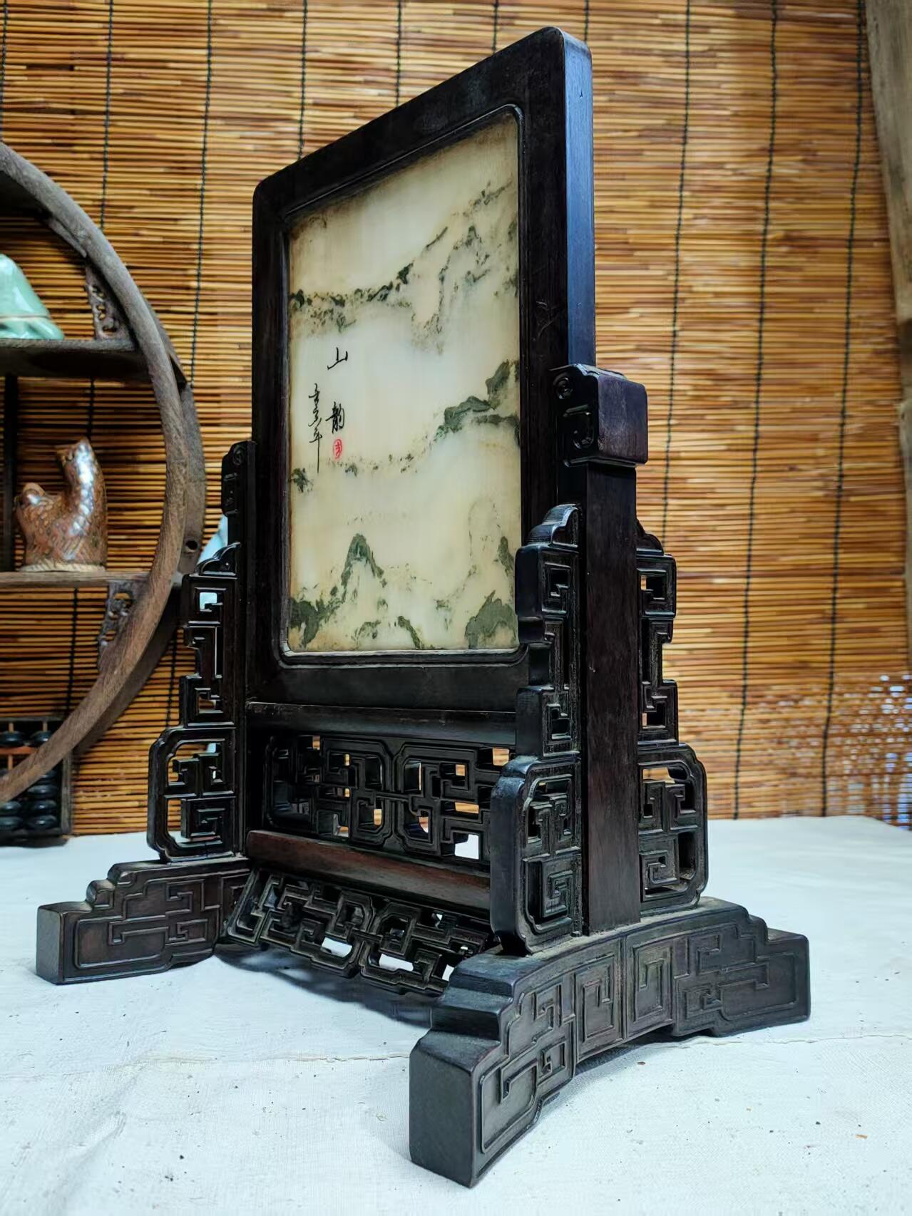 檀木屏风  做工精湛  品相一流