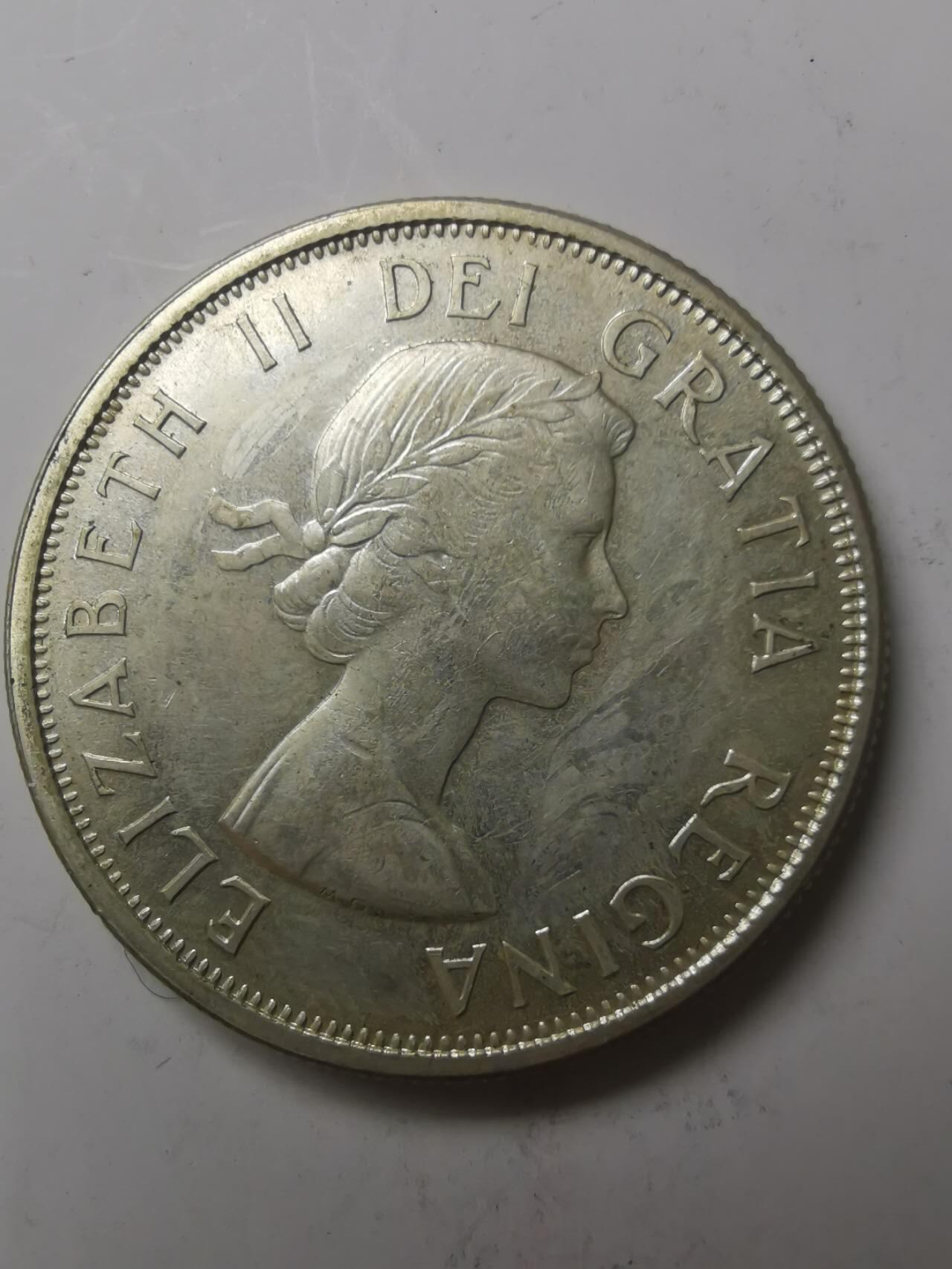 巨藏钱币第七期硬币场12月12号20点开拍 加拿大1964年50分银币11.5克