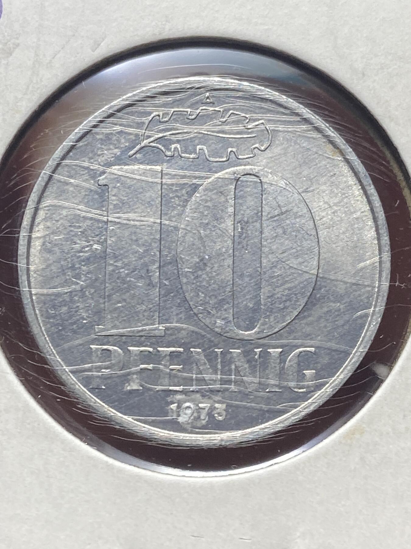 2025年第一百三十五场(总第一百六十一场）外国好品纸夹散币场(免佣金) 民主德国1973年10芬尼(第三套流通硬币，A标柏林造)