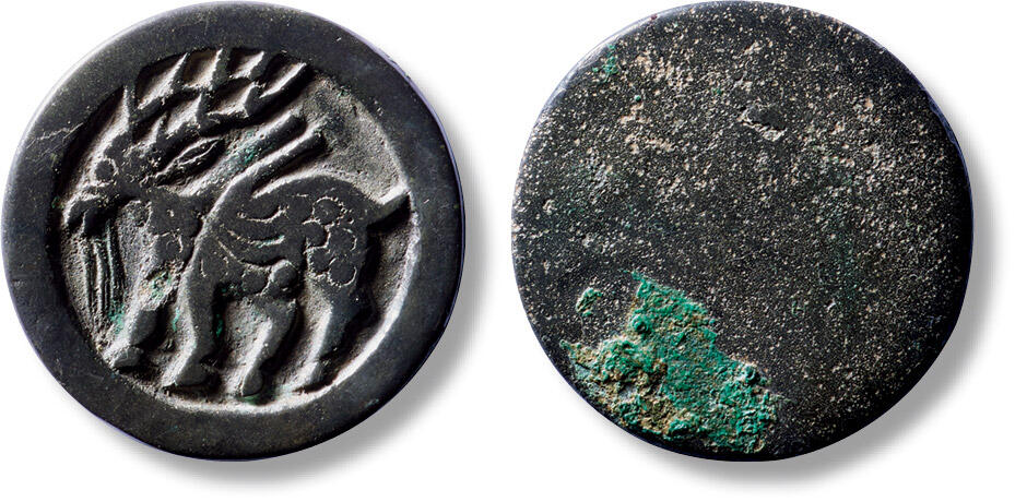 上海匡时2025年秋季拍卖会 中国历代钱币 铜镜专场 早期麒麟棋子钱一枚 早期麒麟棋子钱一枚，直径：30.7mm，厚：2.9mm，重量：12.9g