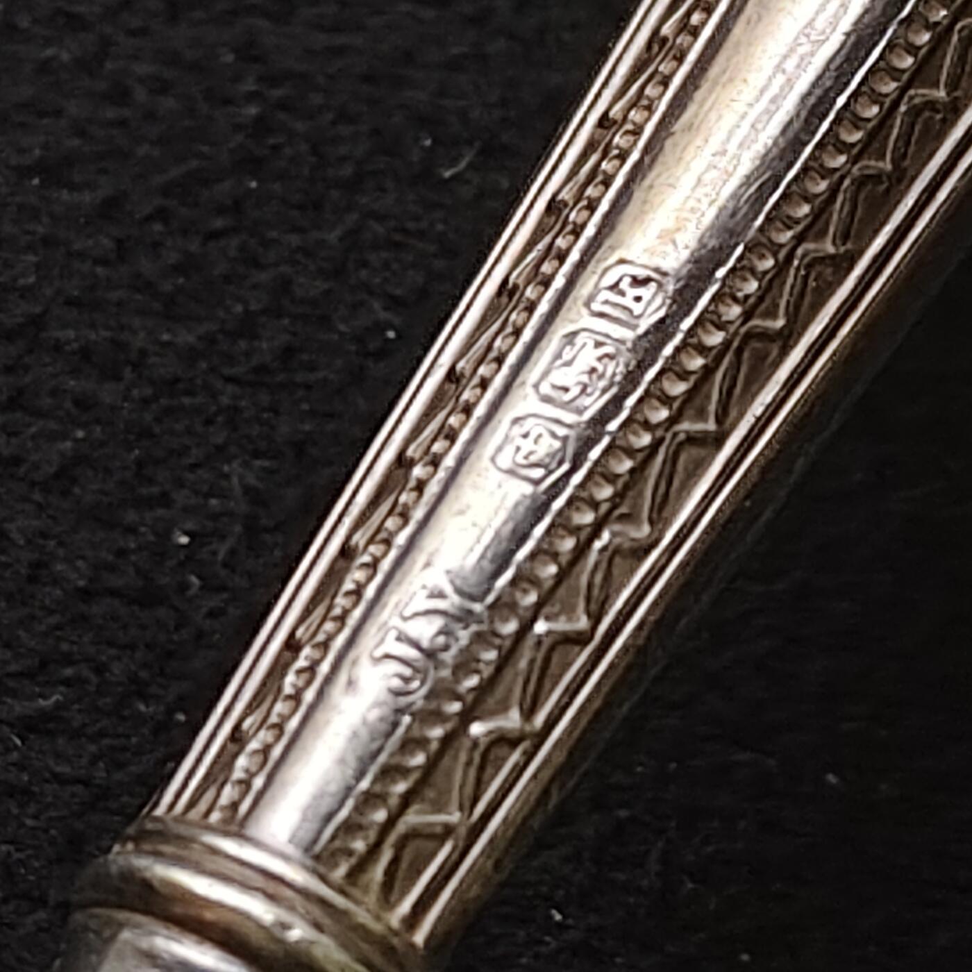 【全场包邮】纯粹捡漏拍485场（免费代拍第22场） 【杂件】英国诺贝尔1928年银手柄不锈钢黄油刀整盒6把一套盒装