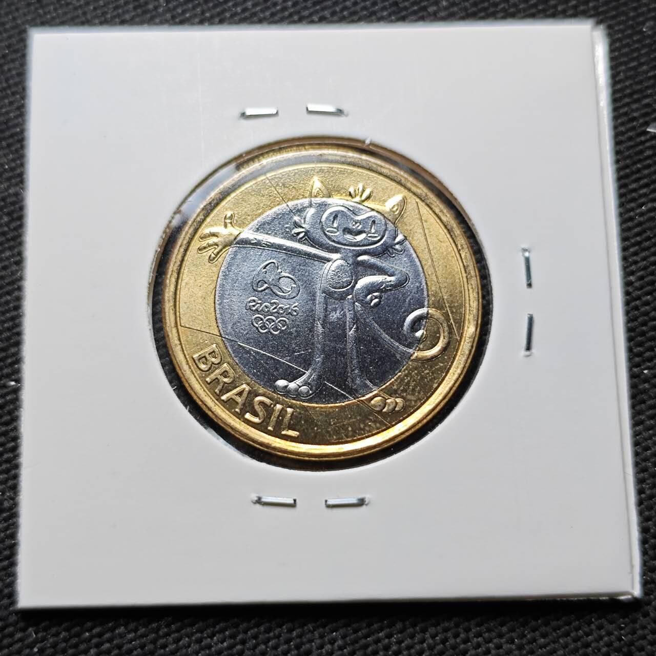 KK钱币收藏小铺 第376期  2月预留时间 周末发货  巴西1瑞尔双色币纪念币