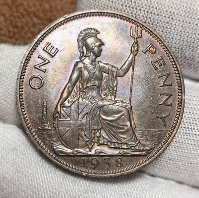 外国优质老铜币银币持续添加中，周六九点倒数截拍，满百包邮，可寄存半年，喜欢朋友微信扫描二维码可直接参拍 - 原光英国1938年大便士