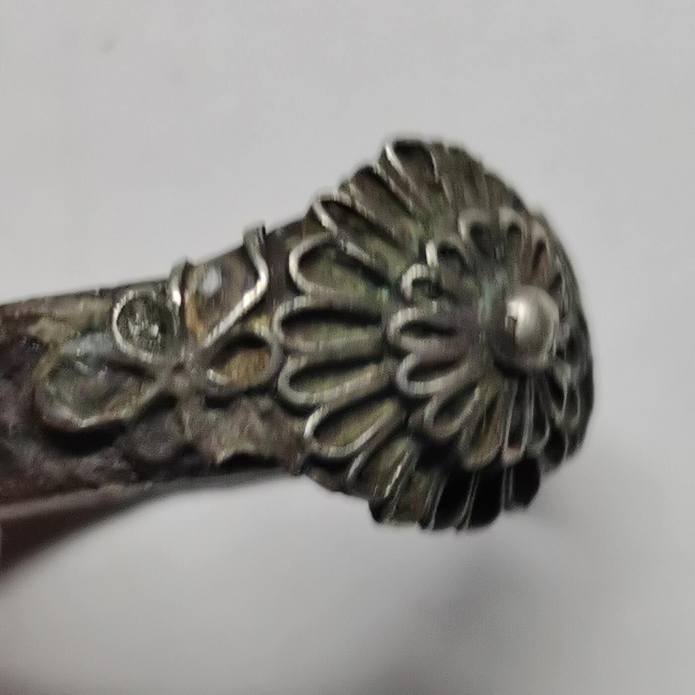 藏珍品阁杂件专场87期 清代老银戒指双层叠花