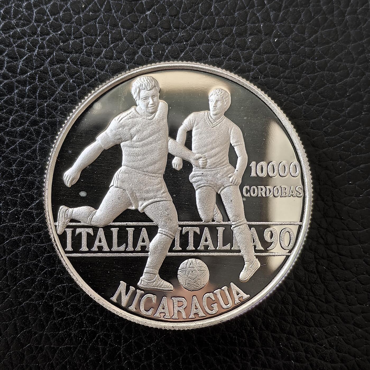道一币馆币章第一百五十九场 尼加拉瓜1990年意大利世界杯10000科尔多瓦精制银币 26.4g 999s 5000